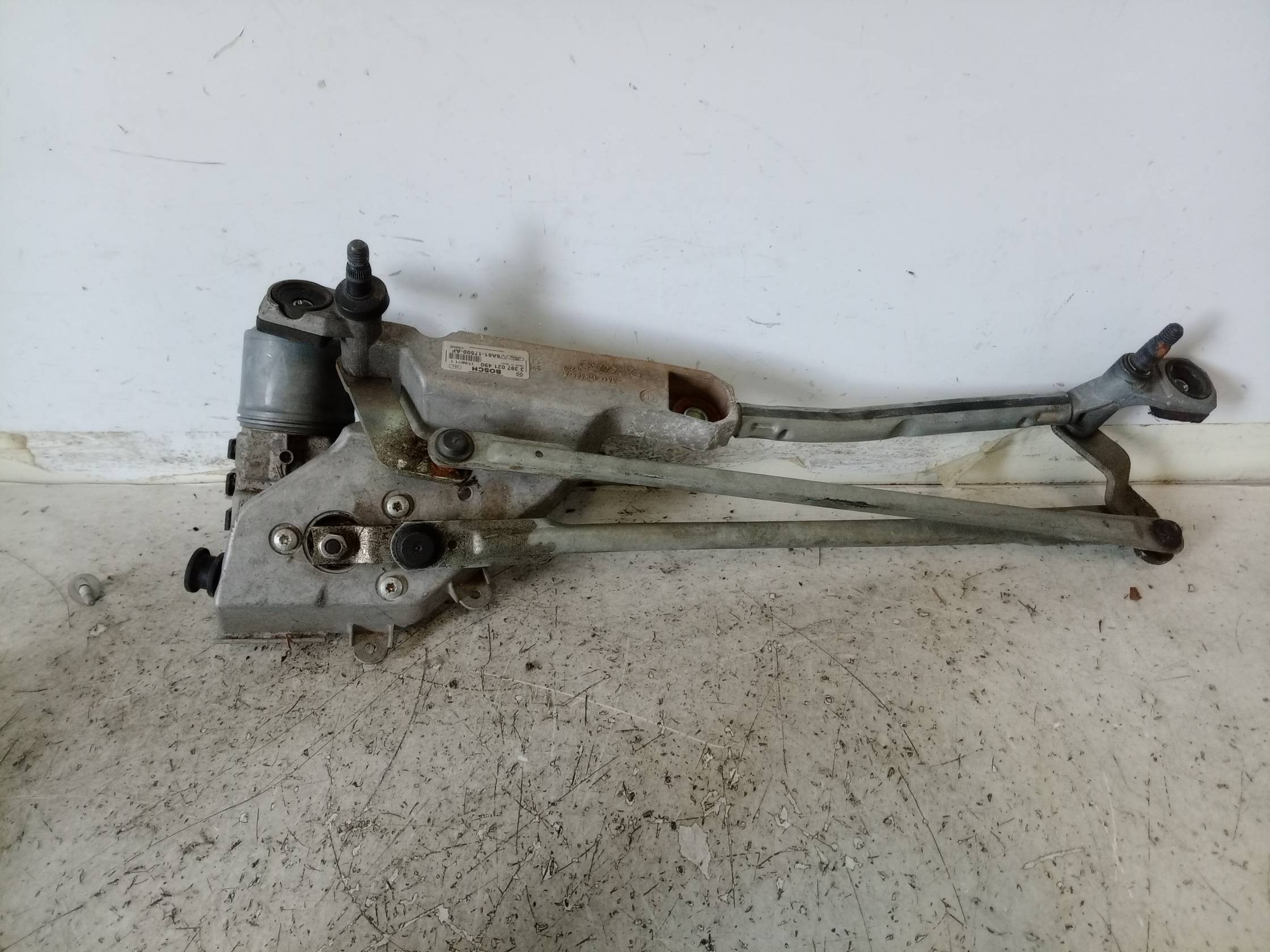 Meccanismo tergiparabrezza con motorino