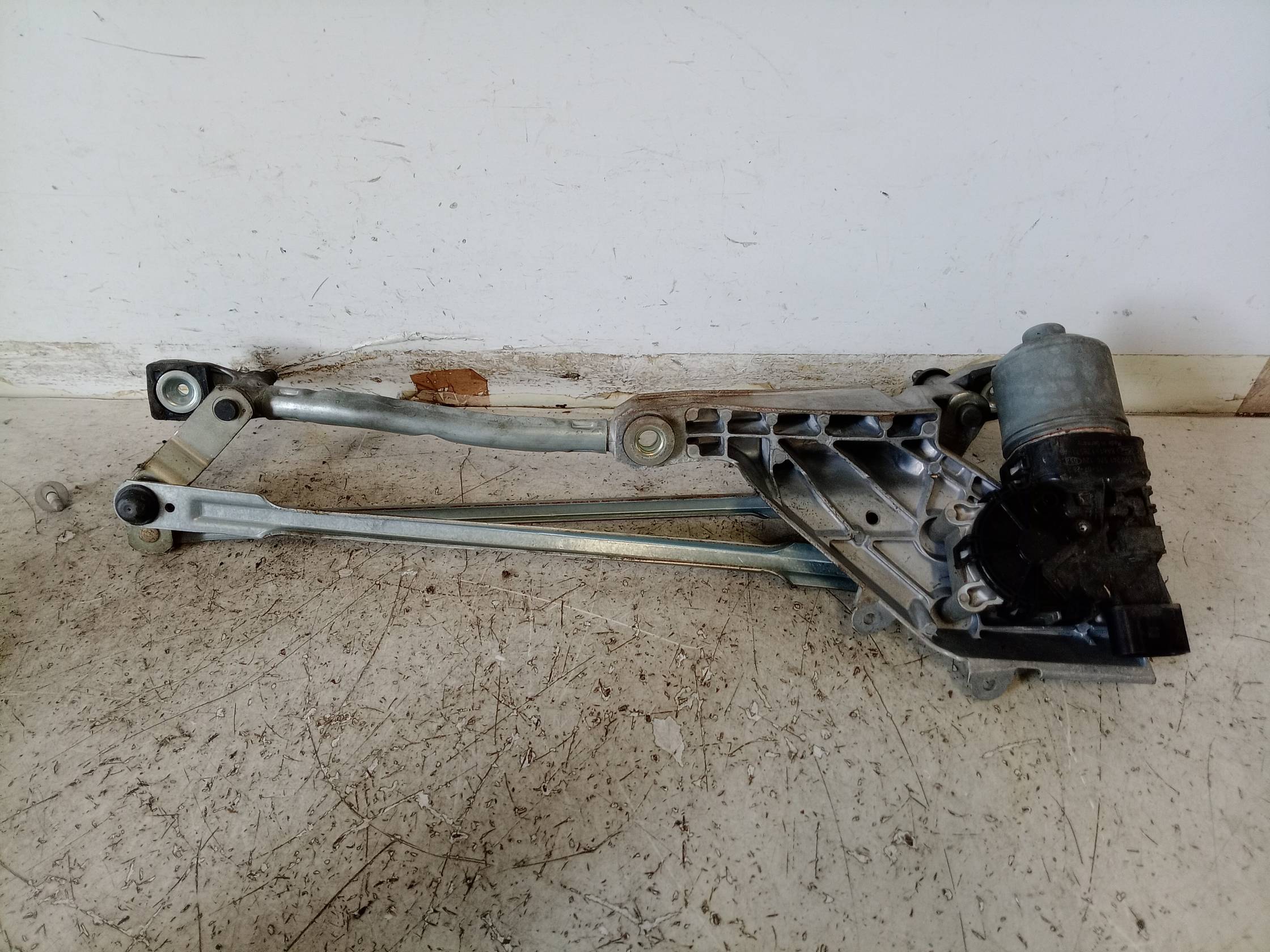 Meccanismo tergiparabrezza con motorino