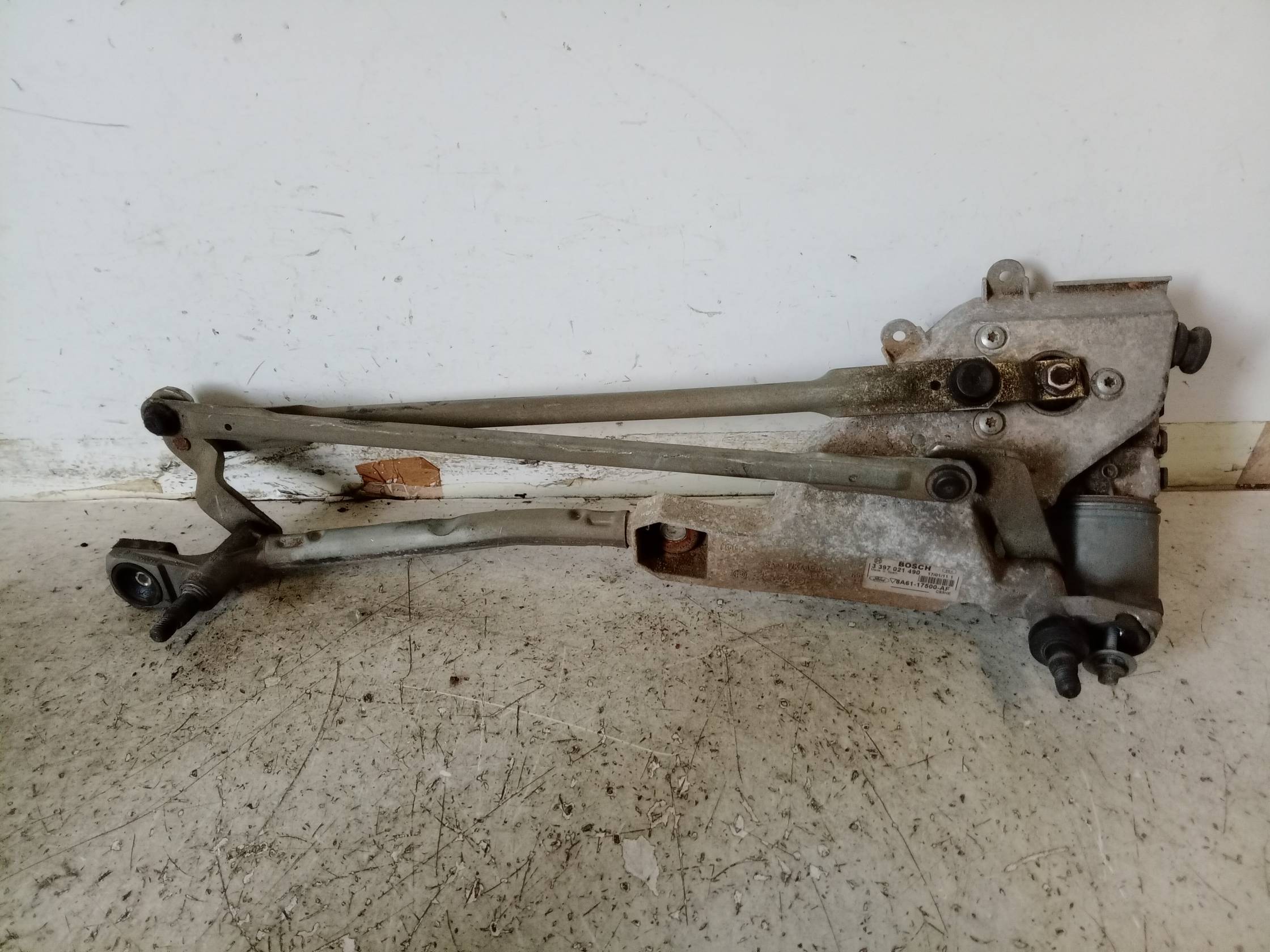 Meccanismo tergiparabrezza con motorino