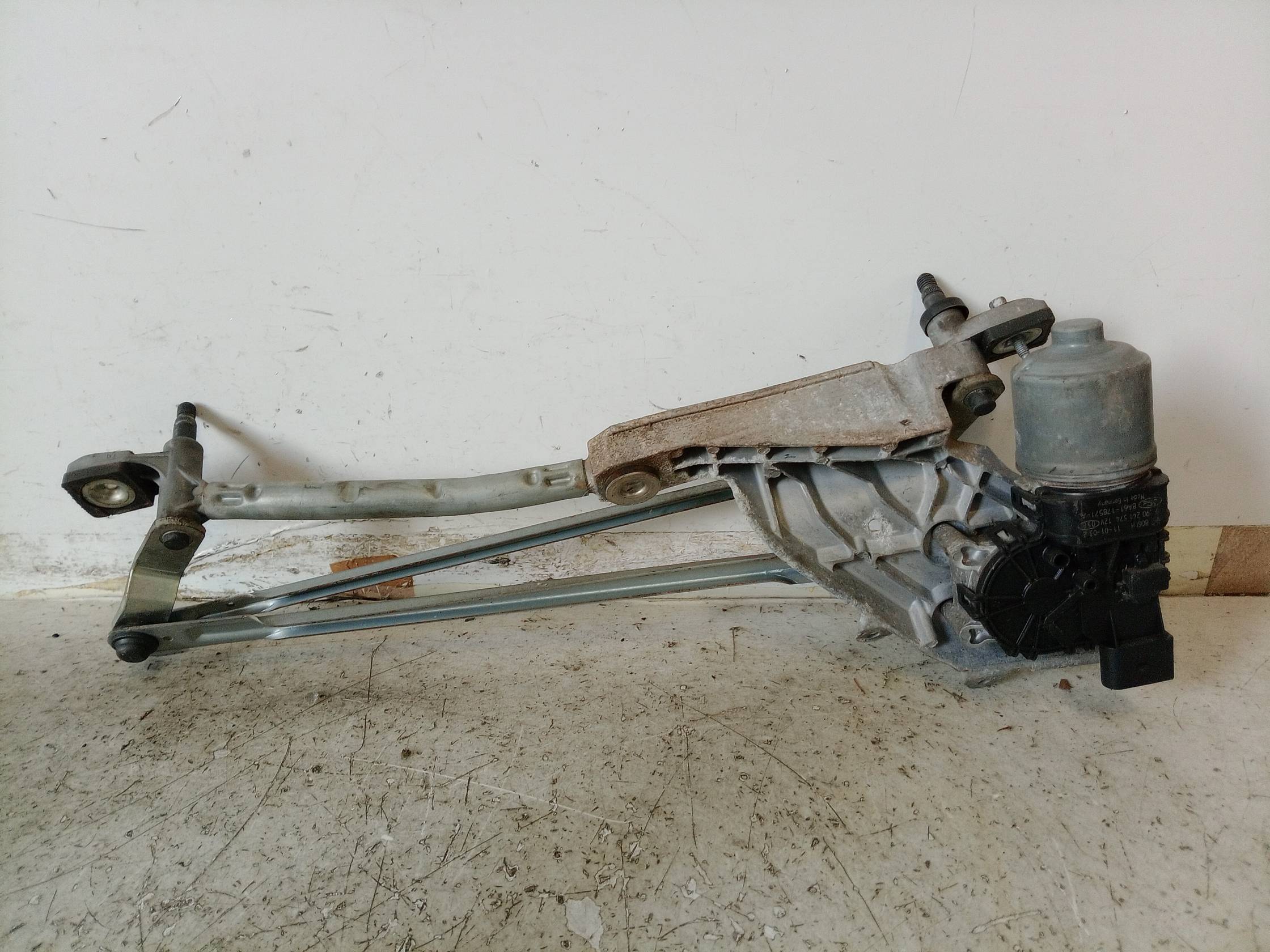 Meccanismo tergiparabrezza con motorino