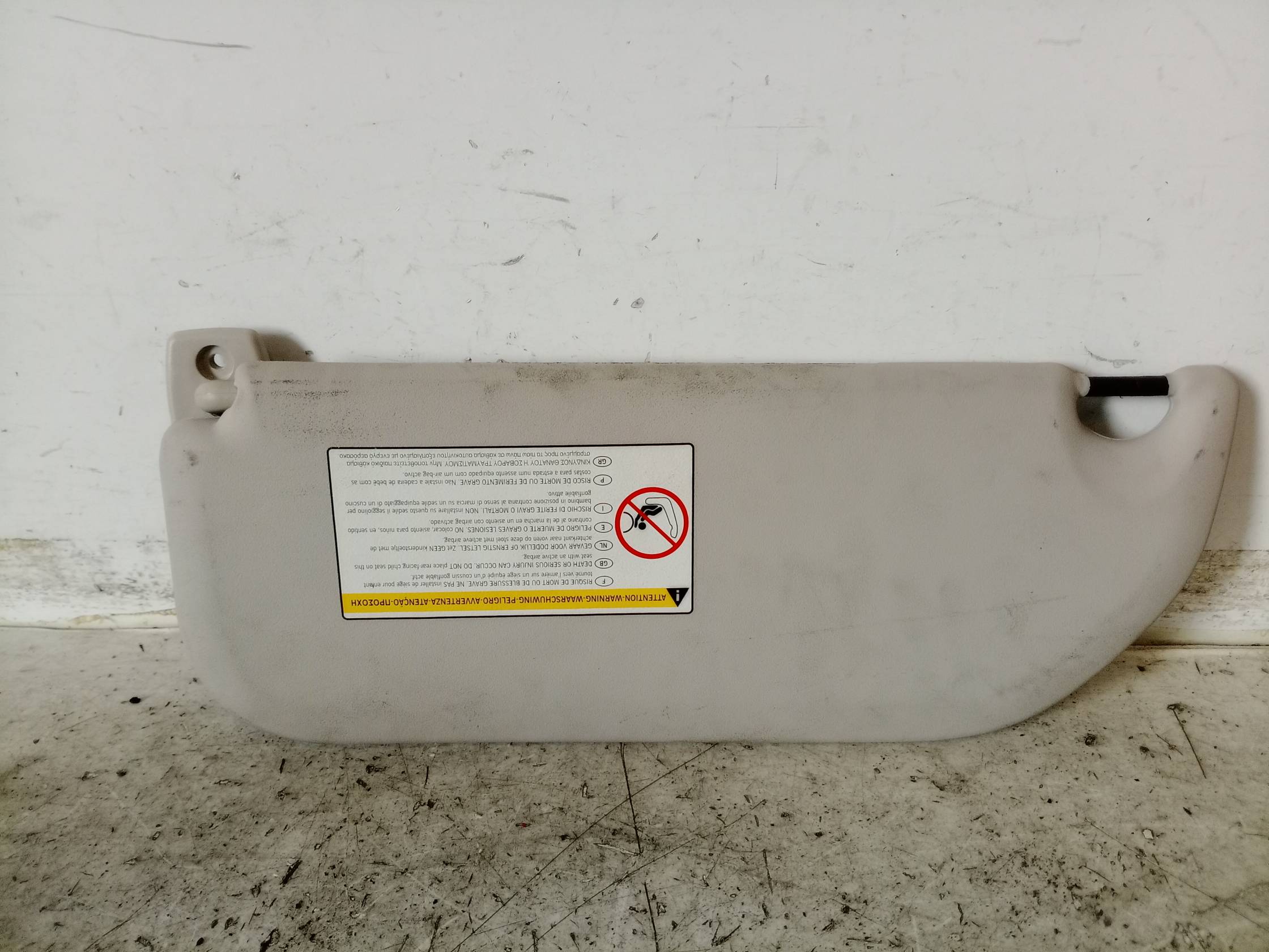 Aletta parasole parabrezza