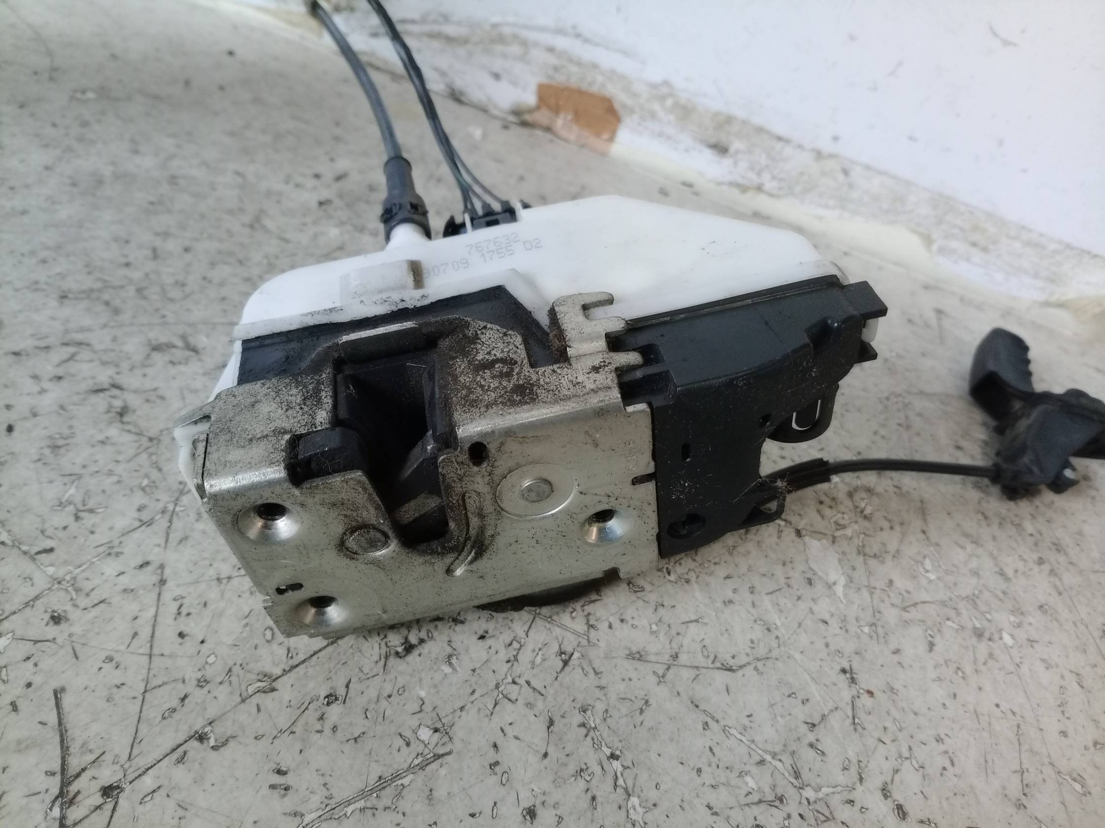 Serratura porta ant. dx.