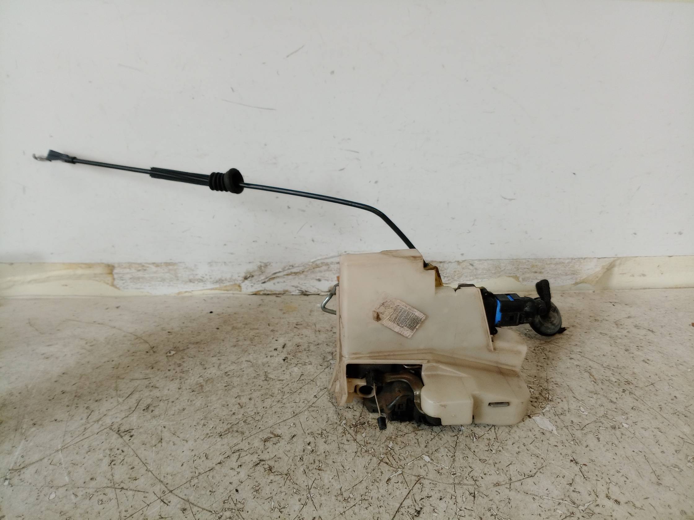 Serratura porta ant. dx.