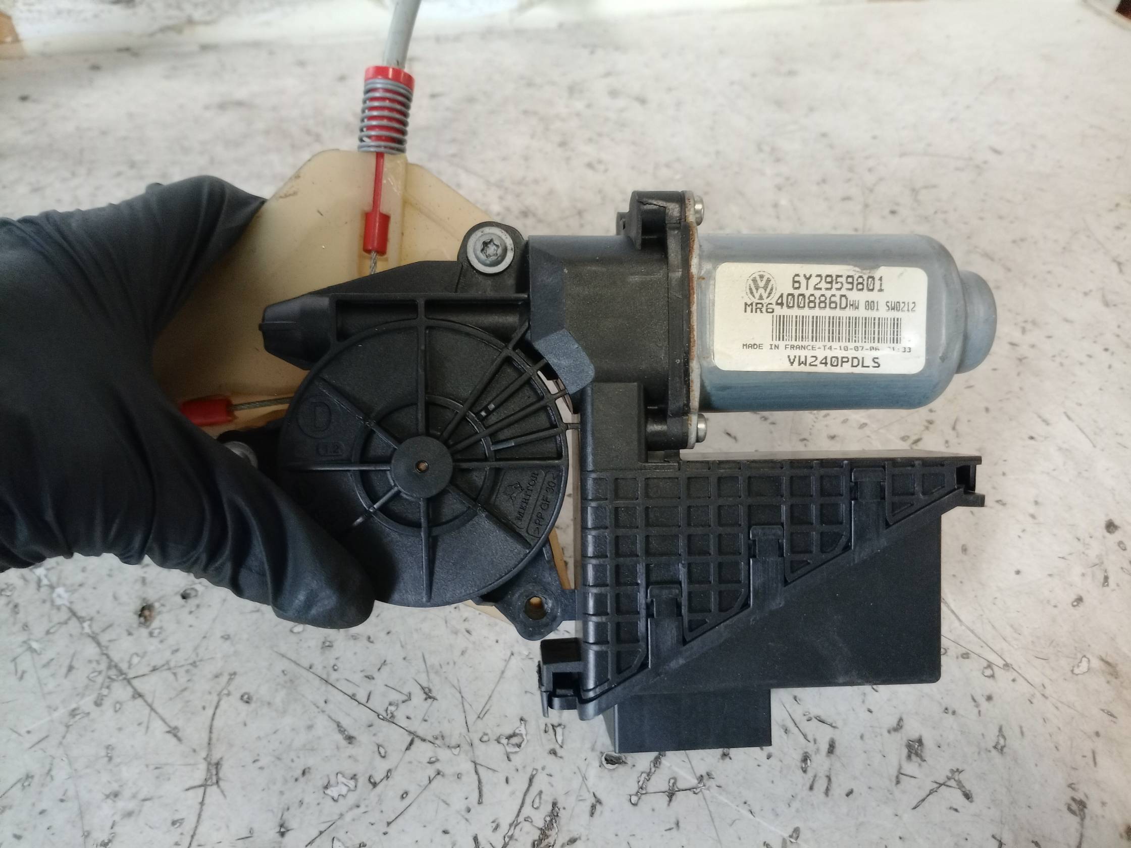 Alzacristallo elettr. porta ant. dx.