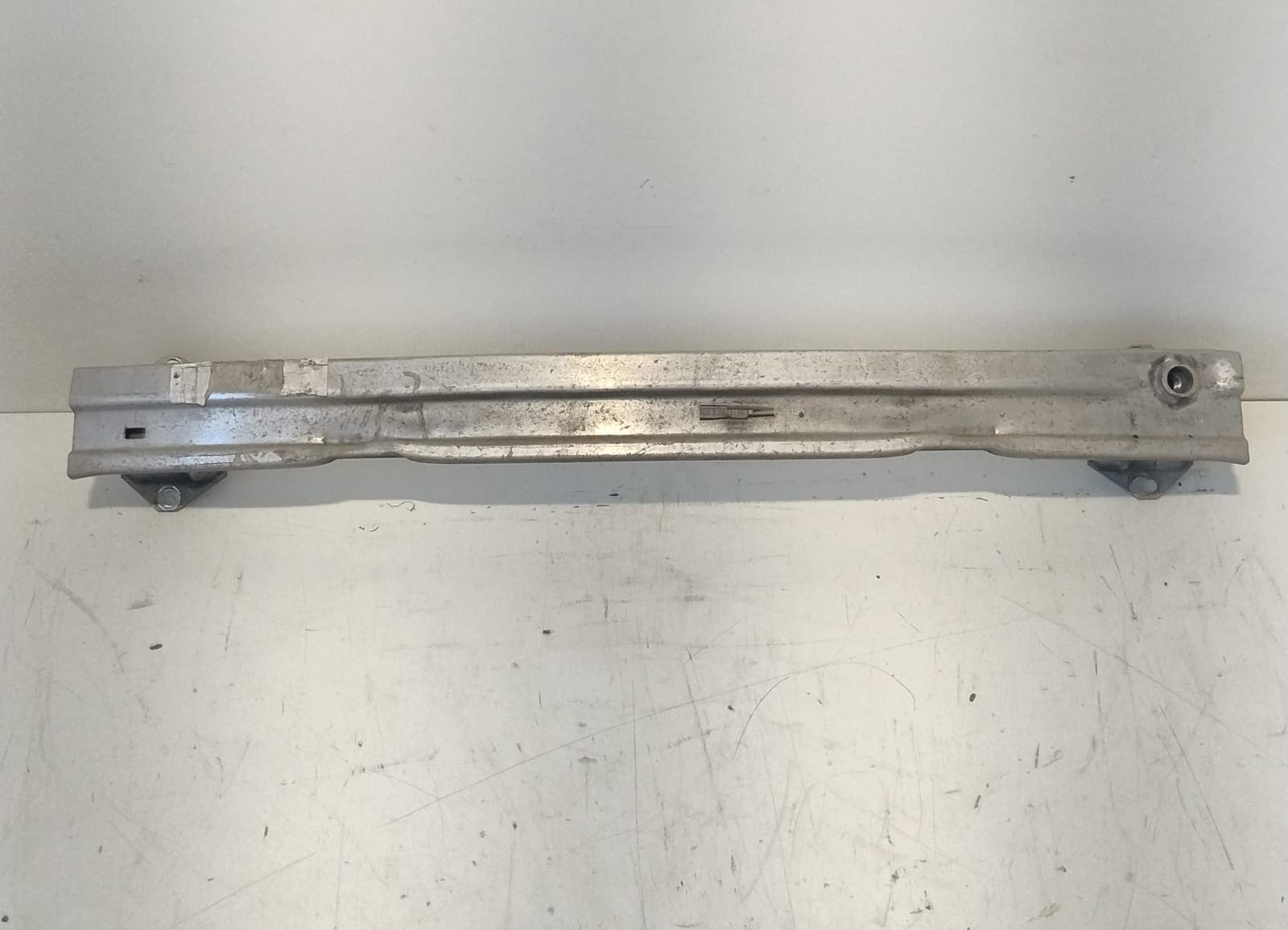 Traversa paraurti post.