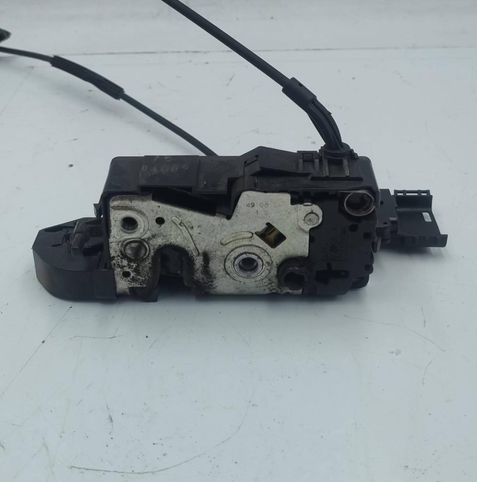 Serratura porta ant. dx.