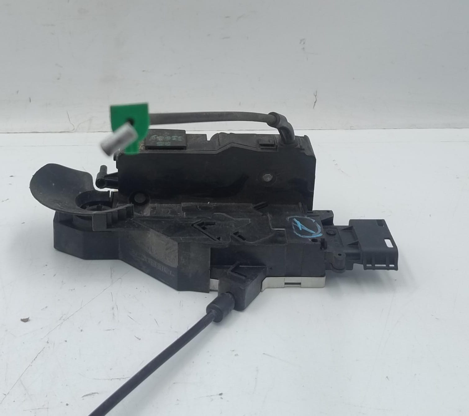 Serratura porta ant. sx.