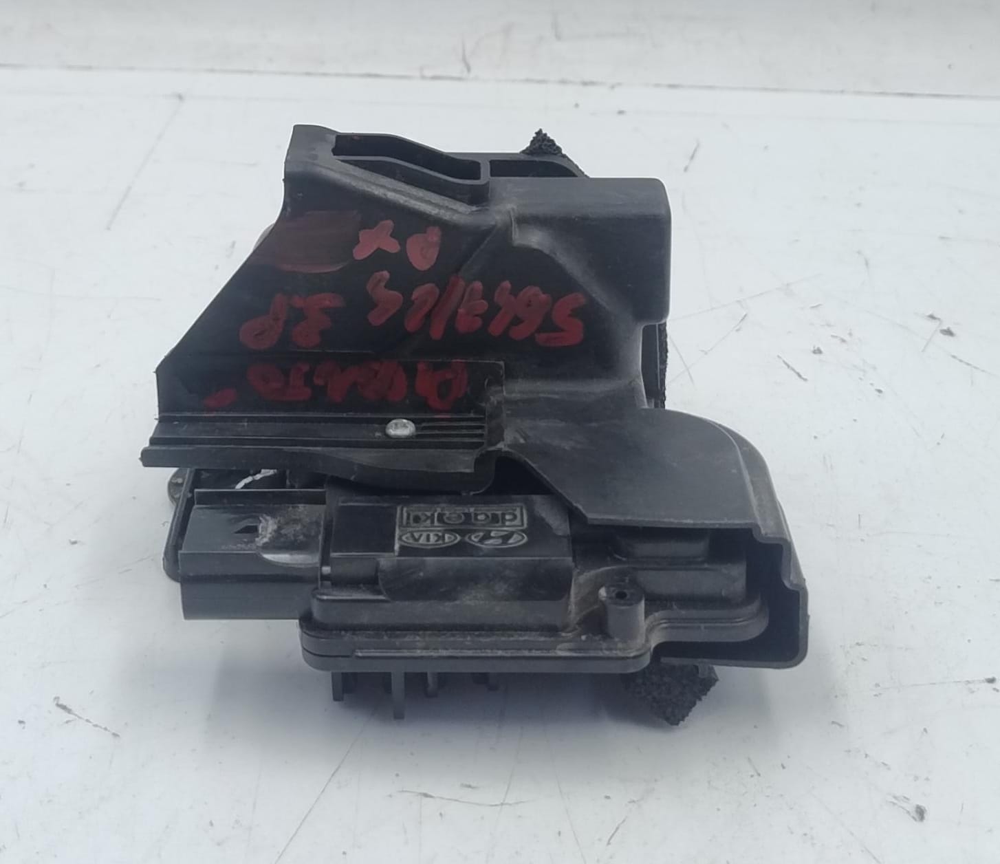 Serratura porta ant. dx.