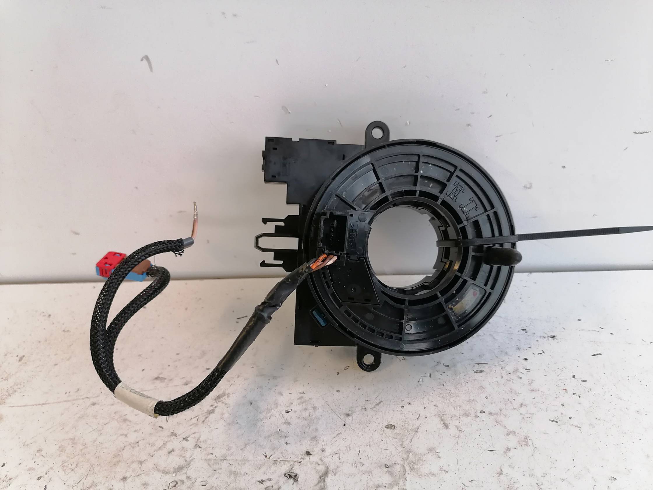 Contatto spiraliforme airbag