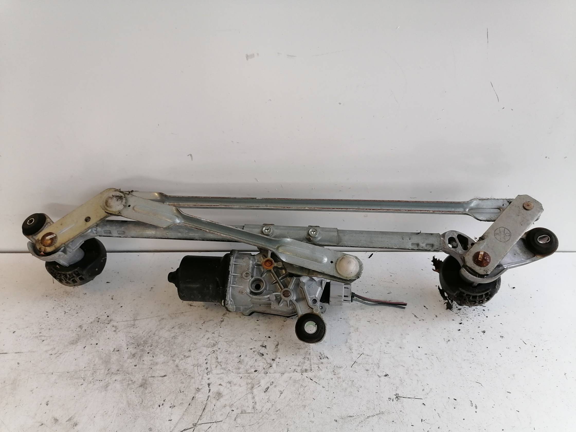 Meccanismo tergiparabrezza con motorino