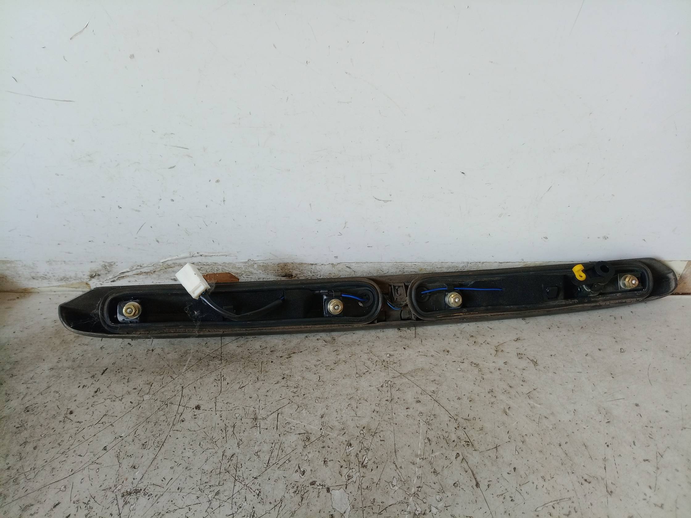 Maniglia portello post. Maniglia portello post.