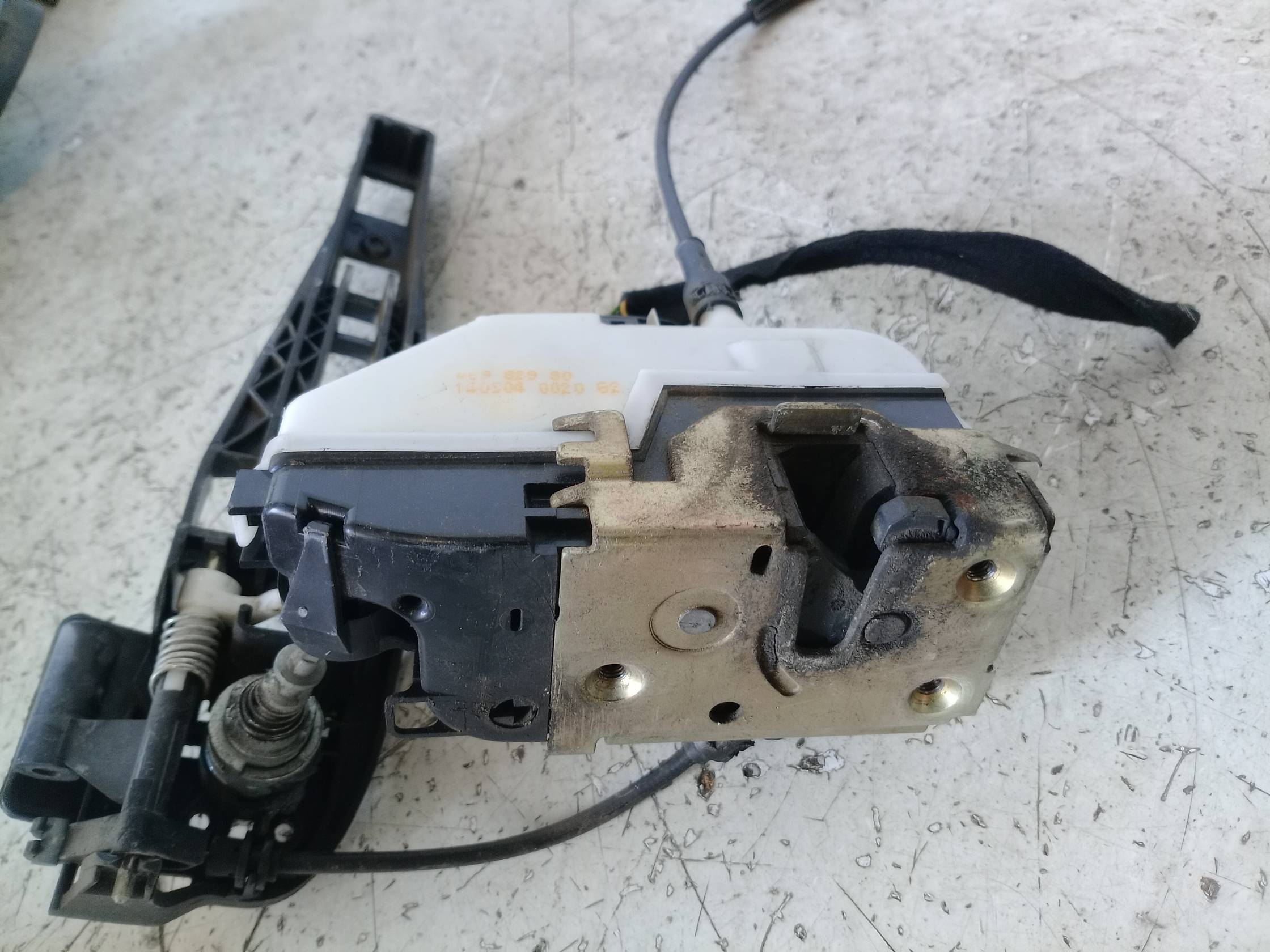 Serratura porta ant. sx.