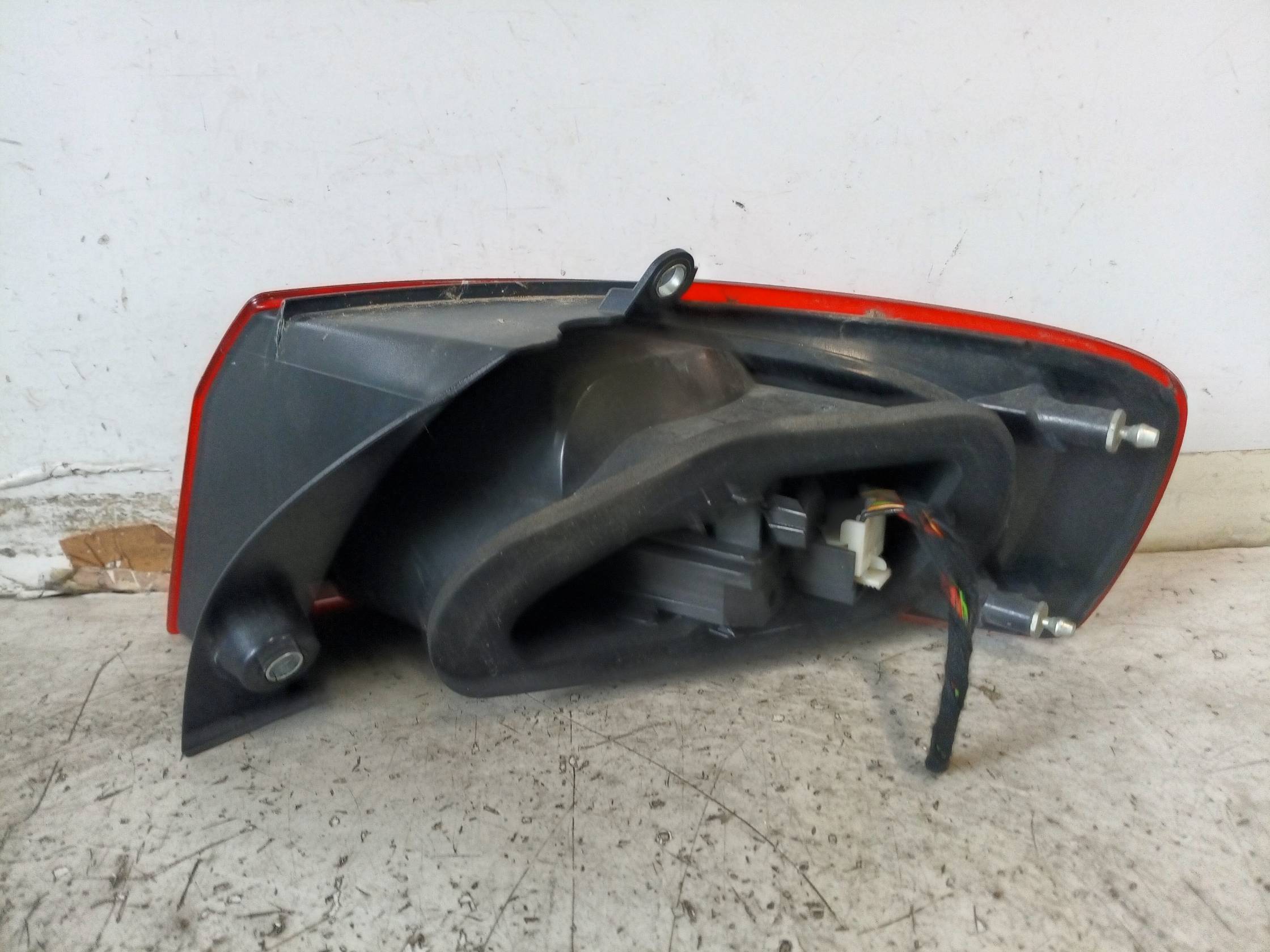 Fanale post. parte est. sx.