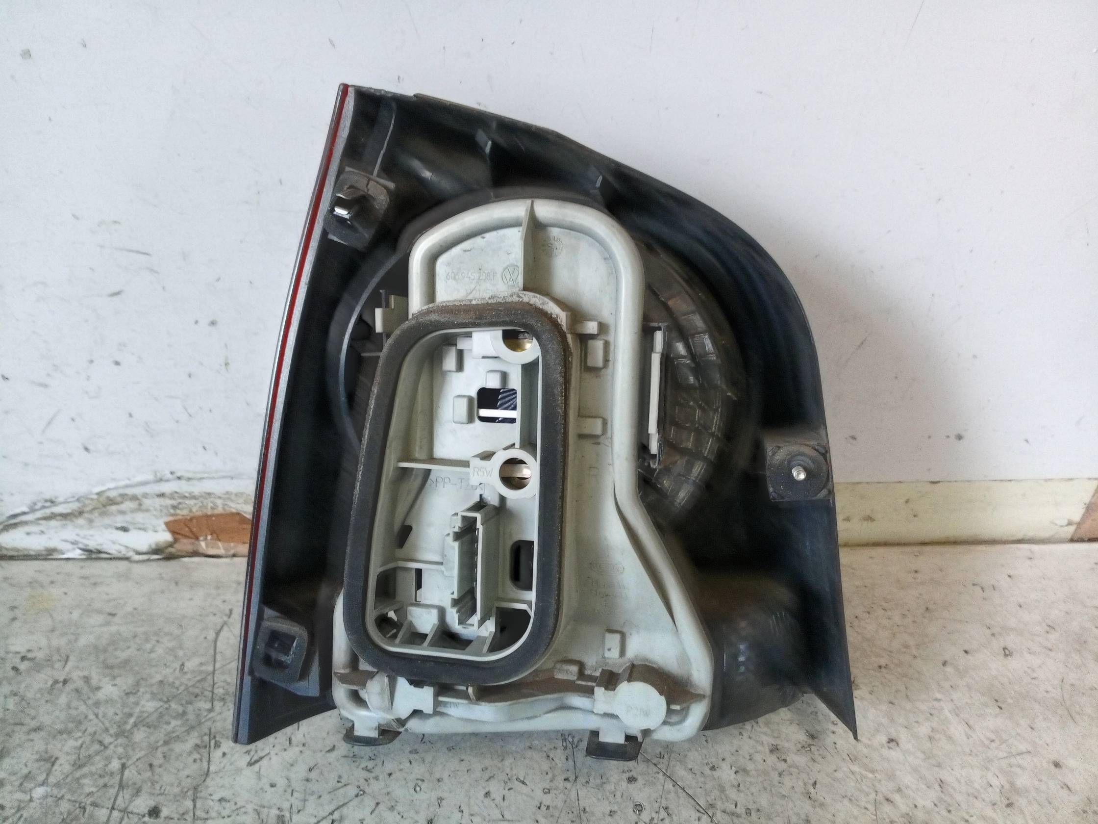 Fanale post. dx. Fanale post. dx.