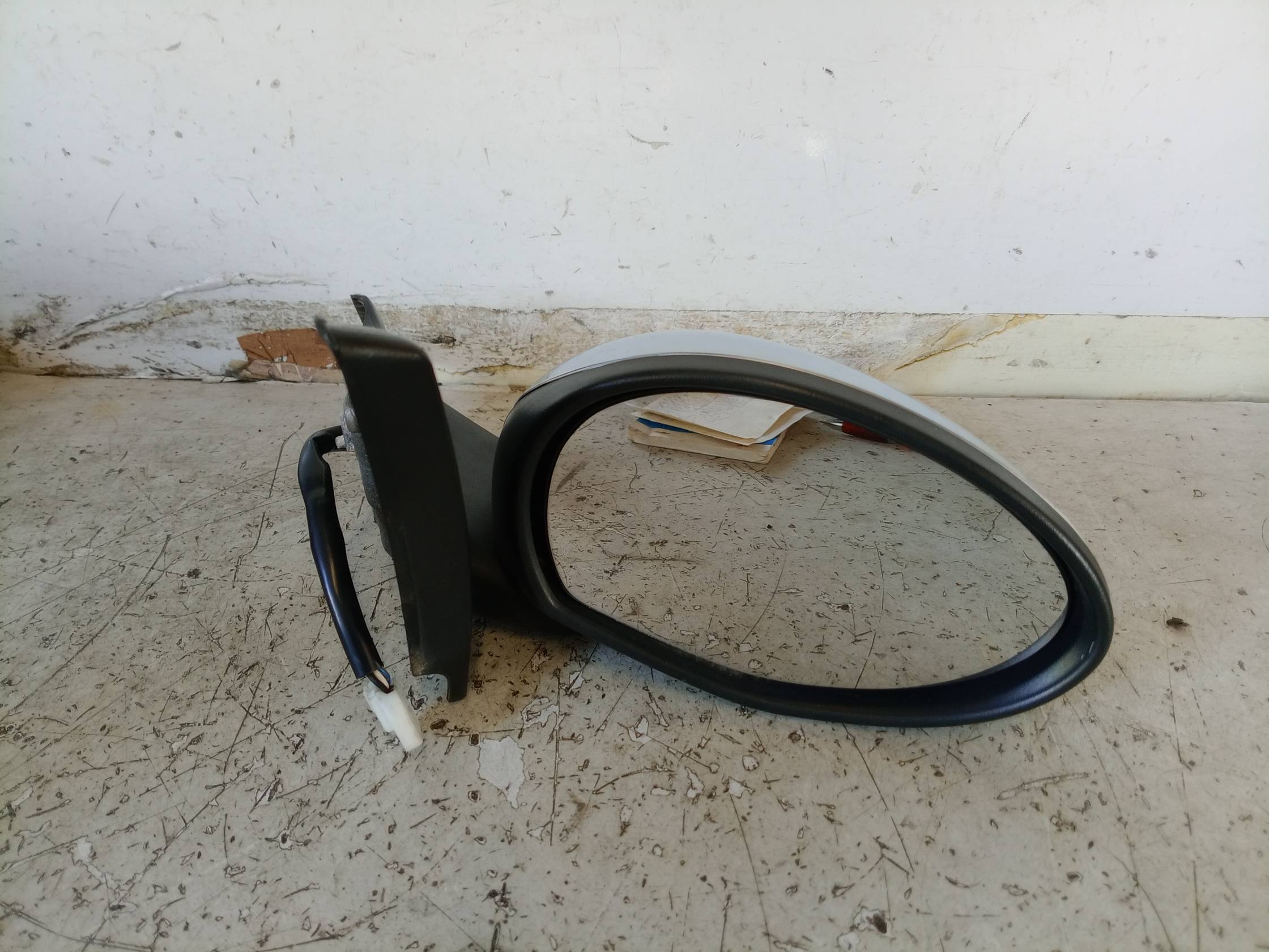 Retrovisore est. regolaz. elettr. dx.