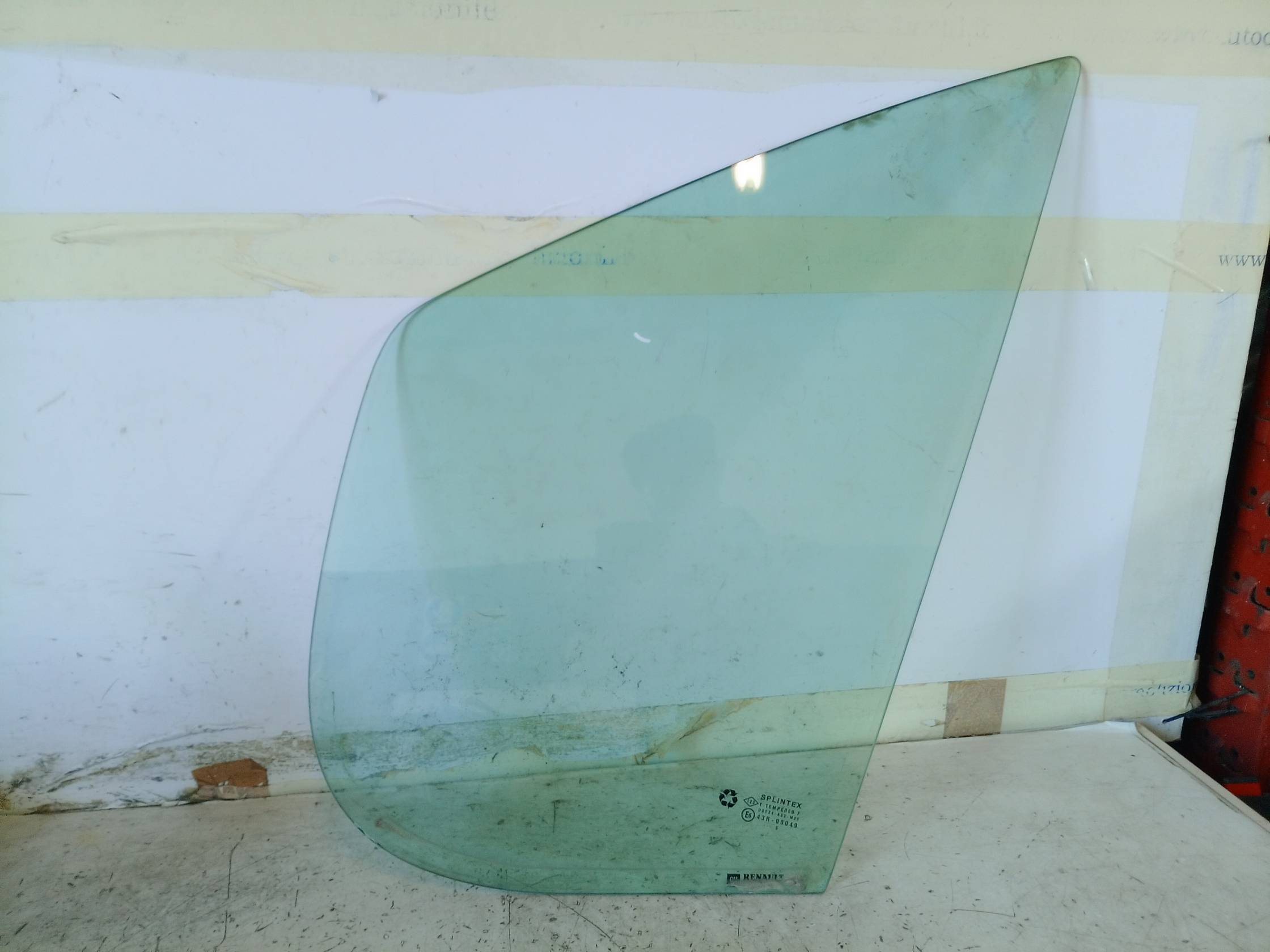 Fisso porta ant. sx.