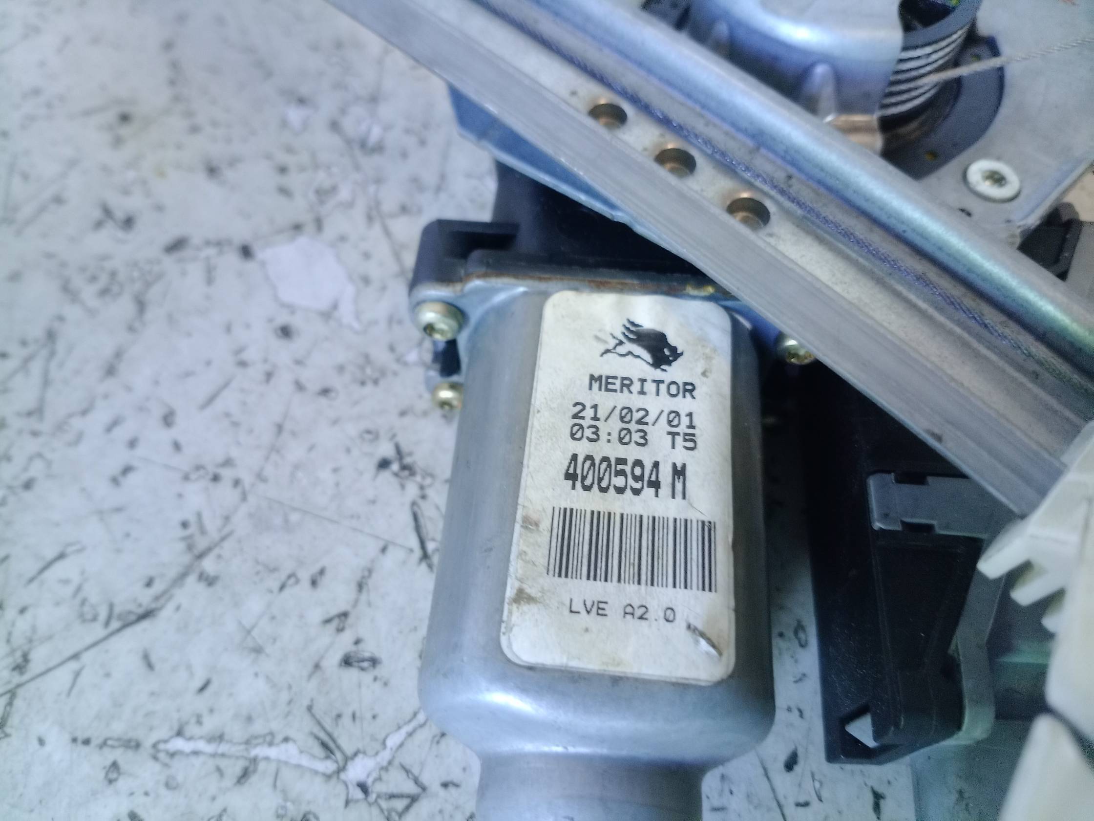 Alzacristallo porta ant. sx.