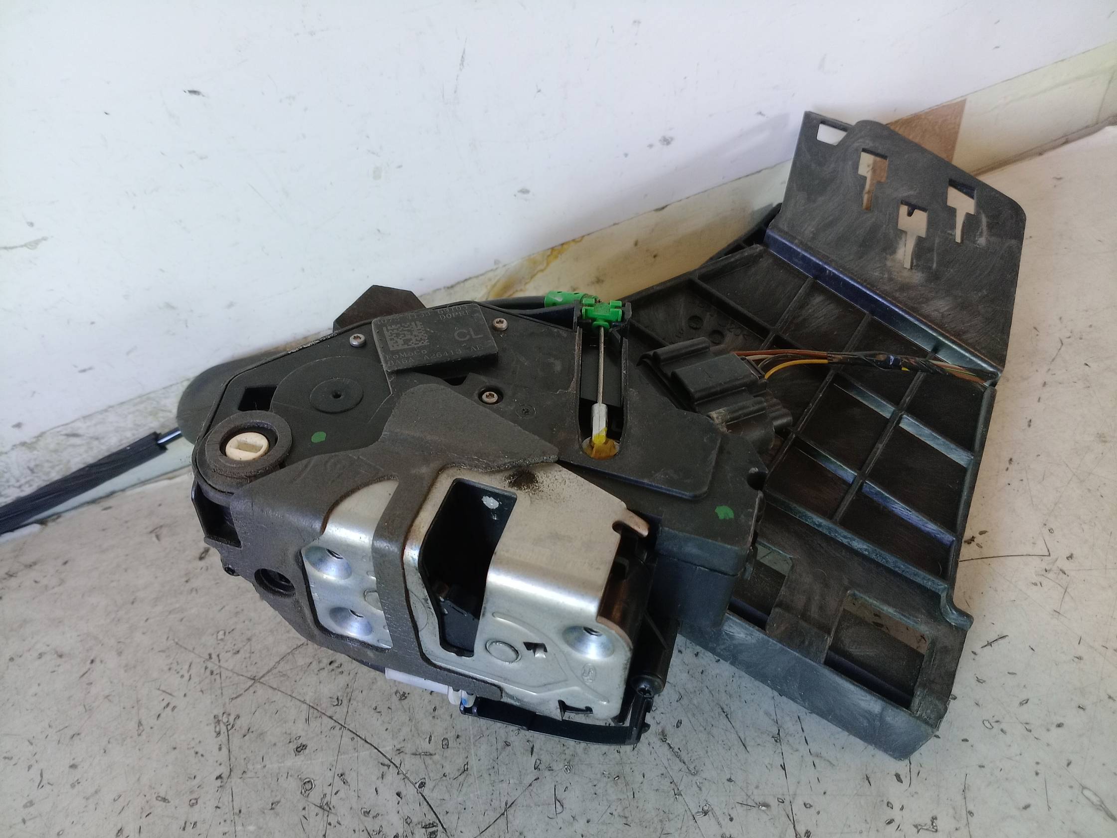 Serratura porta post. sx.