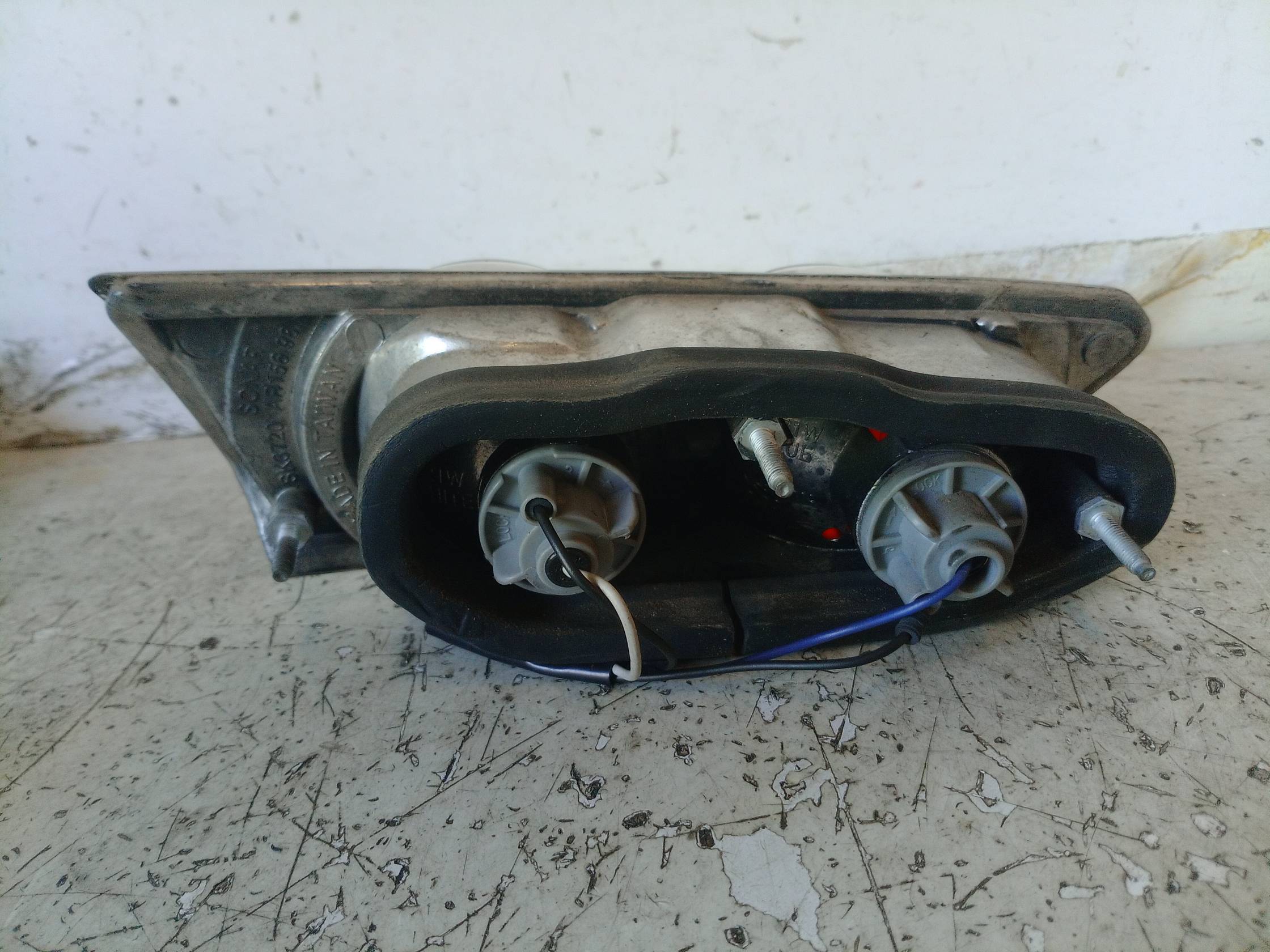 Fanale post. parte int. dx.