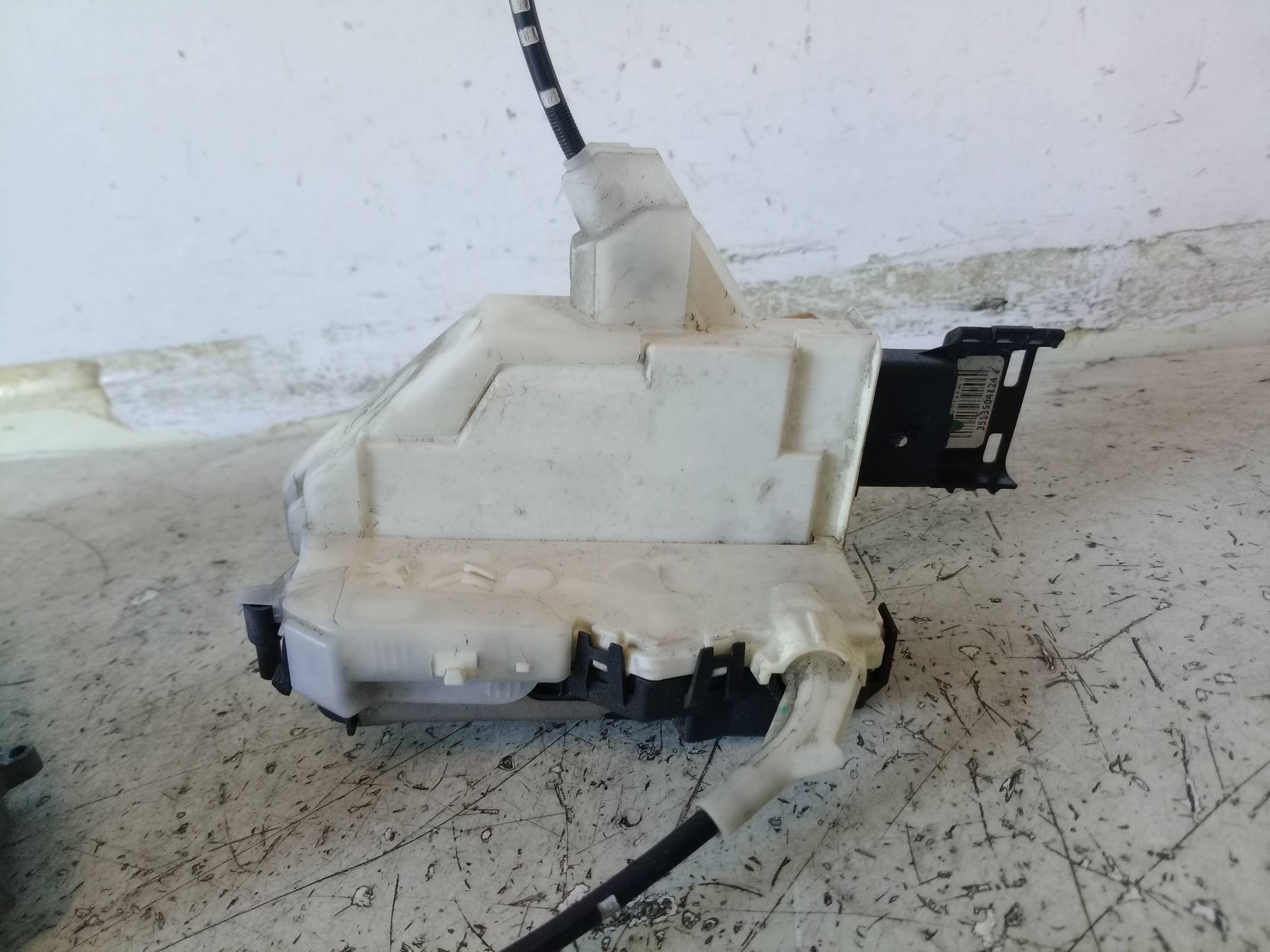 Serratura porta ant. dx.