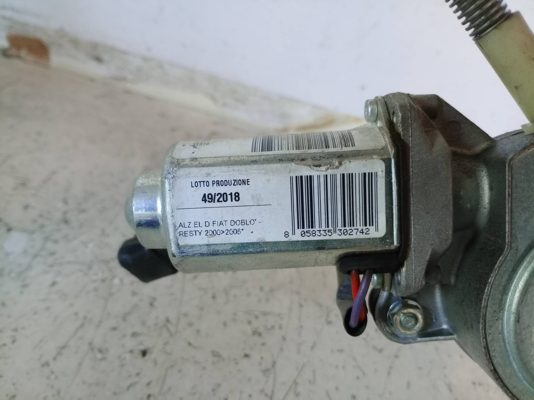 Alzacristallo elettr. porta ant. dx.