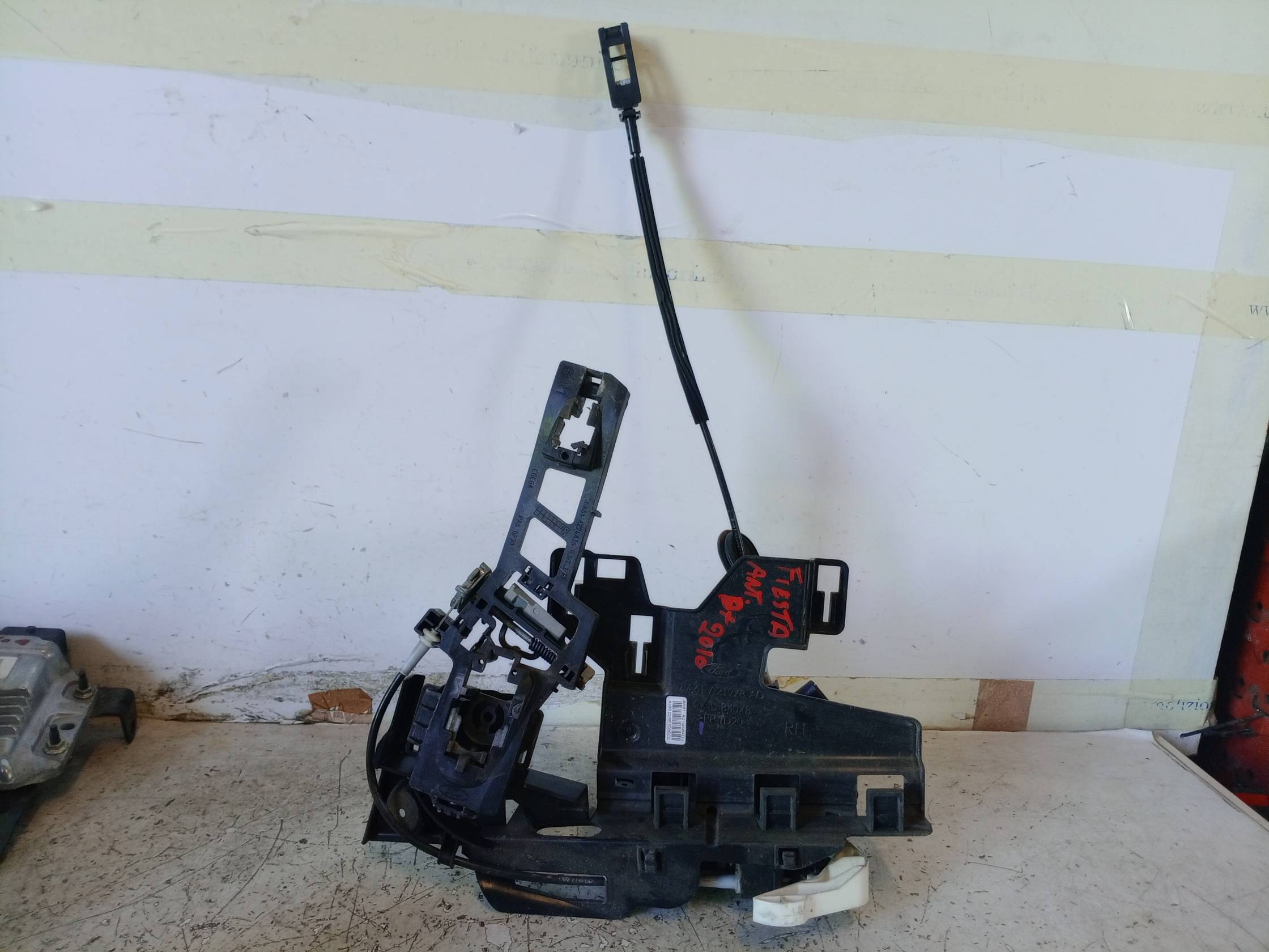 Serratura porta ant. dx.