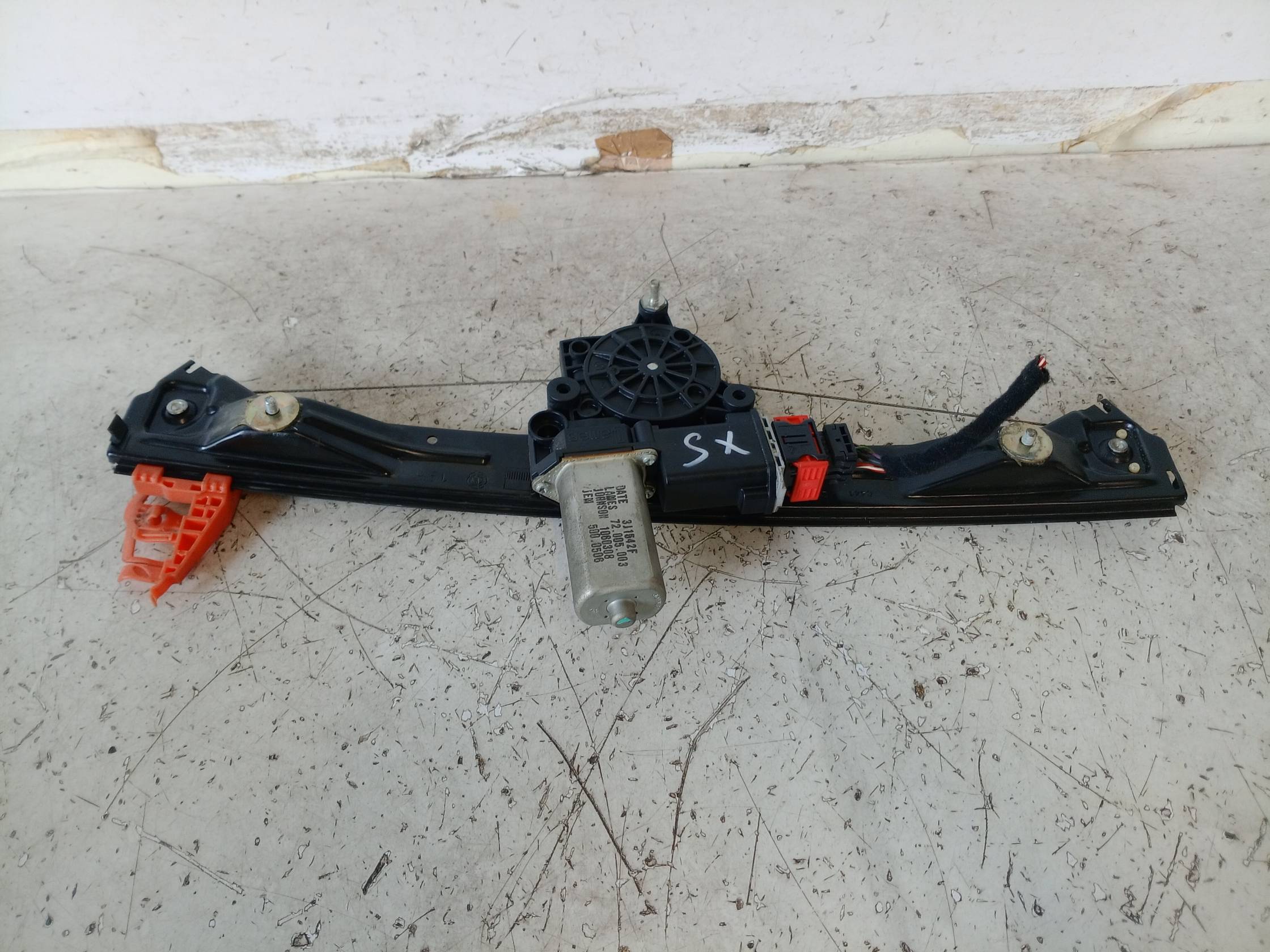 Alzacristallo elettr. porta ant. sx.