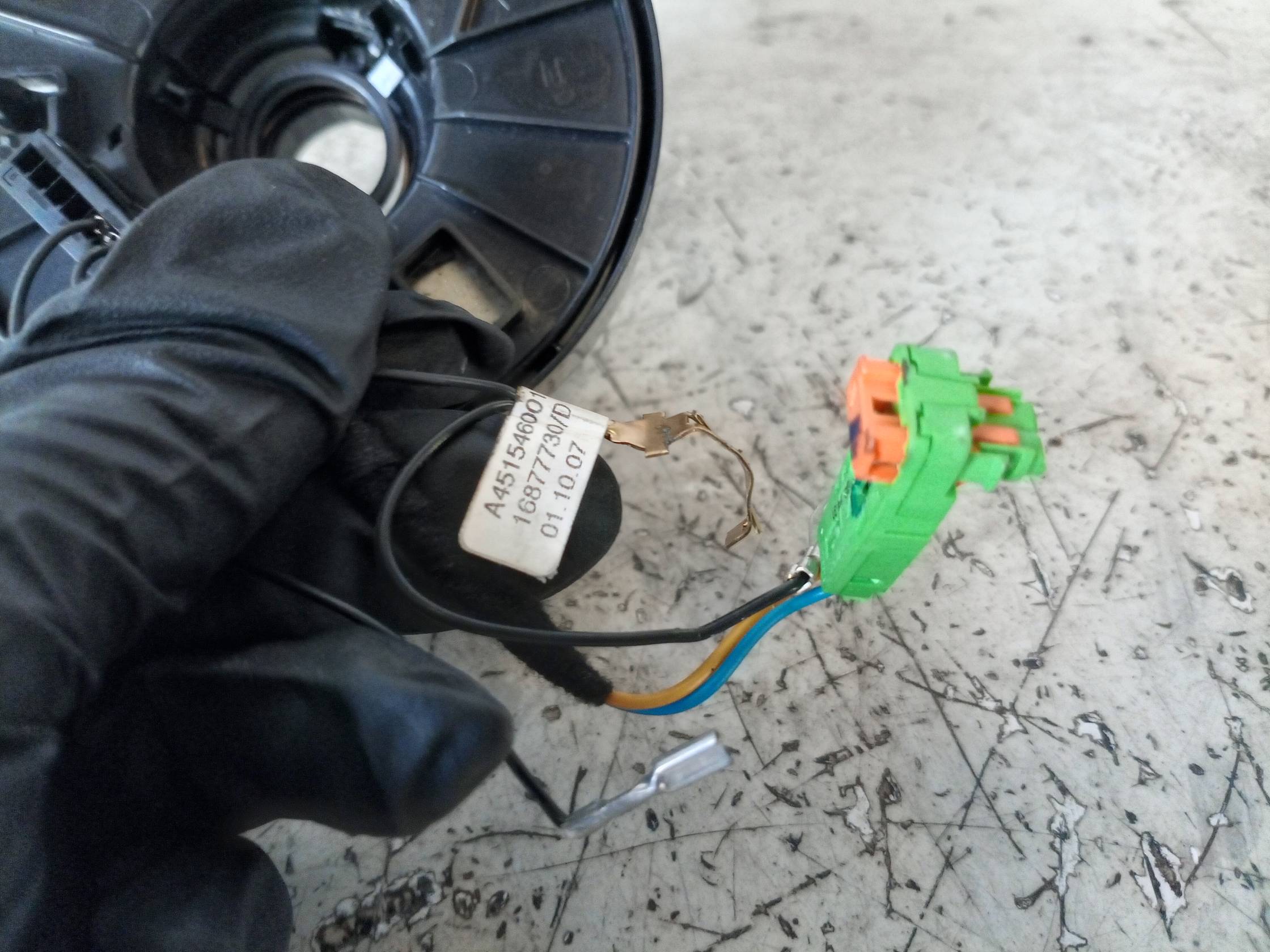 Contatto spiraliforme airbag