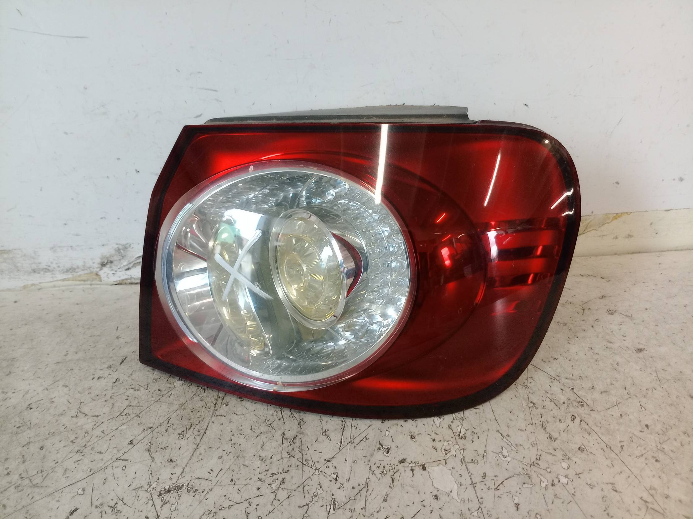 Fanale post. parte est. dx.