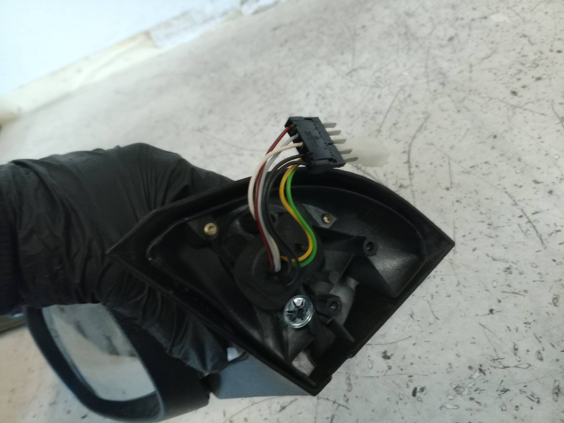 Retrovisore est. regolaz. elettr. sx.