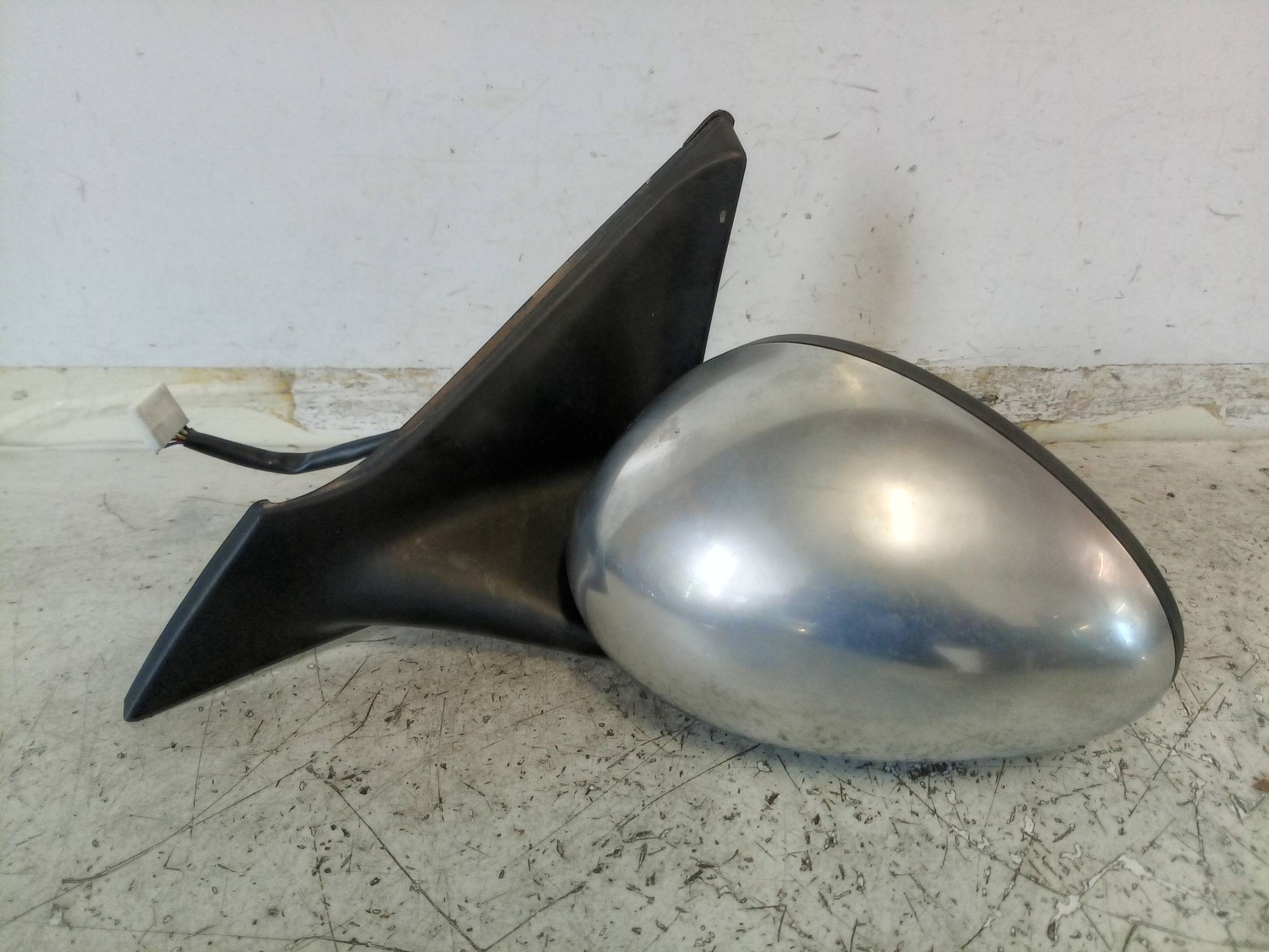 Retrovisore est. regolaz. elettr. sx.