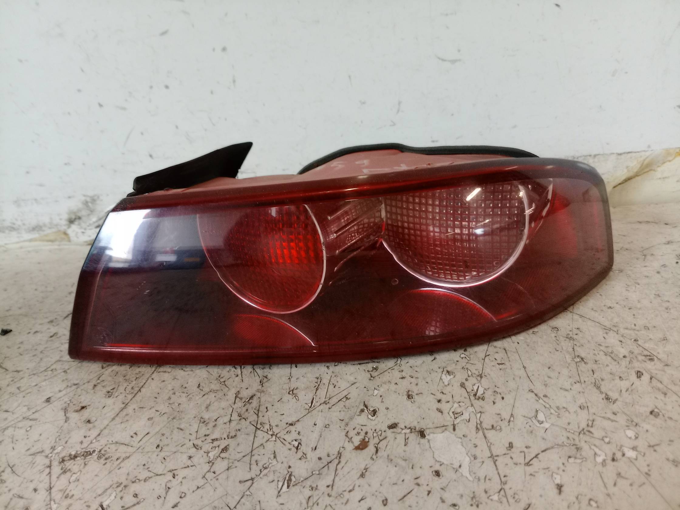 Fanale post. parte est. dx.