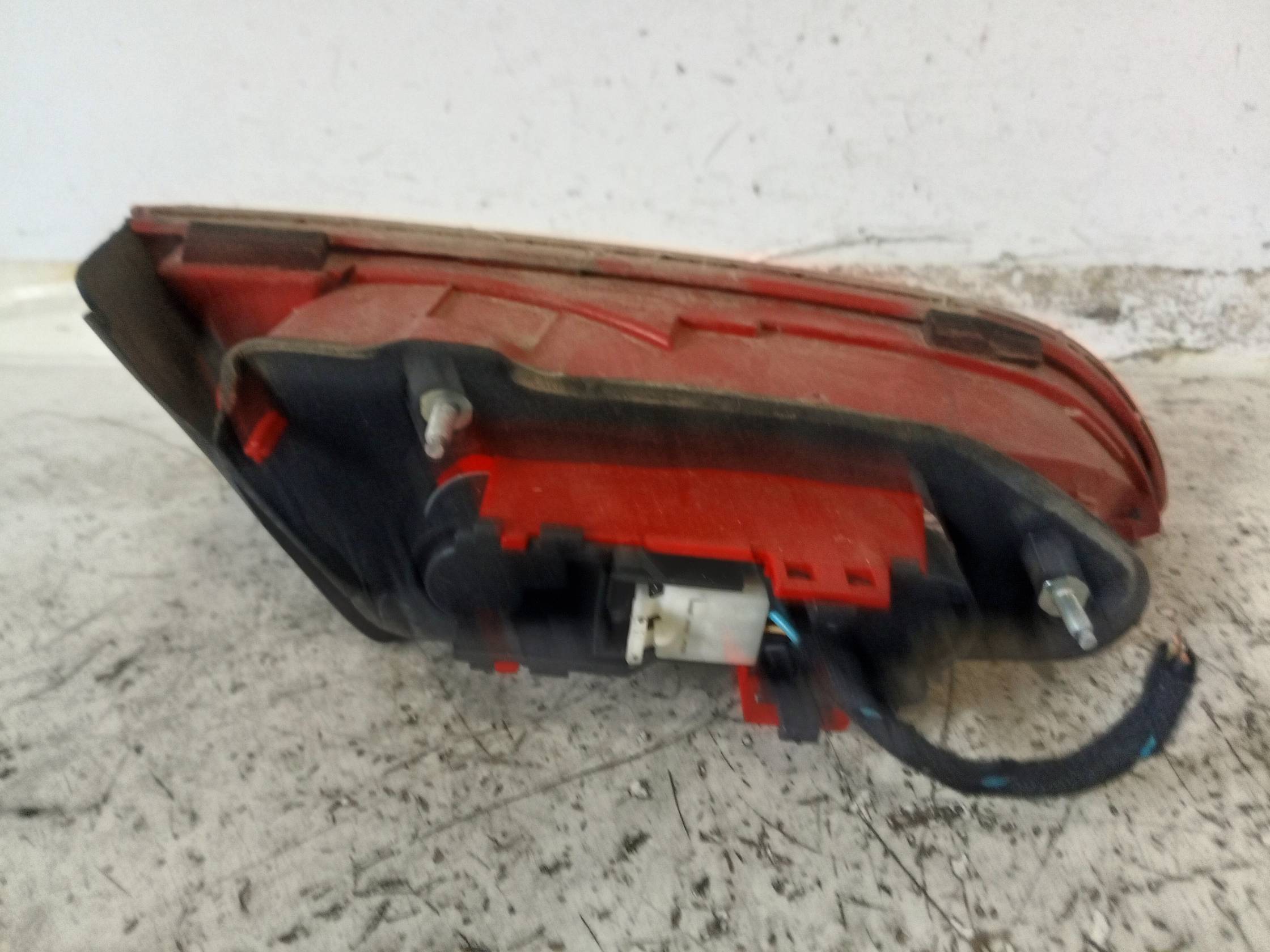 Fanale post. parte int. dx.