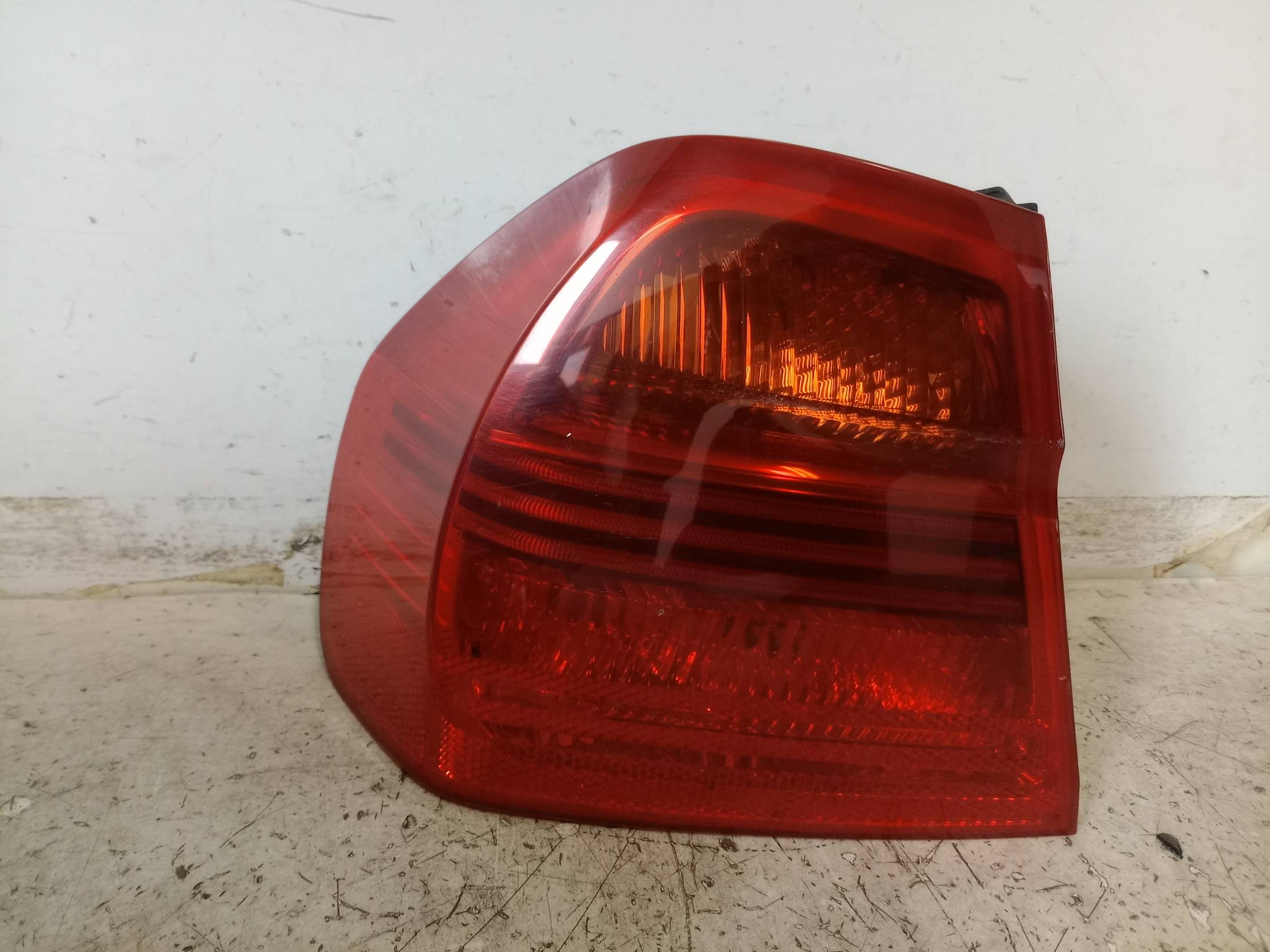 Fanale post. parte est. sx.