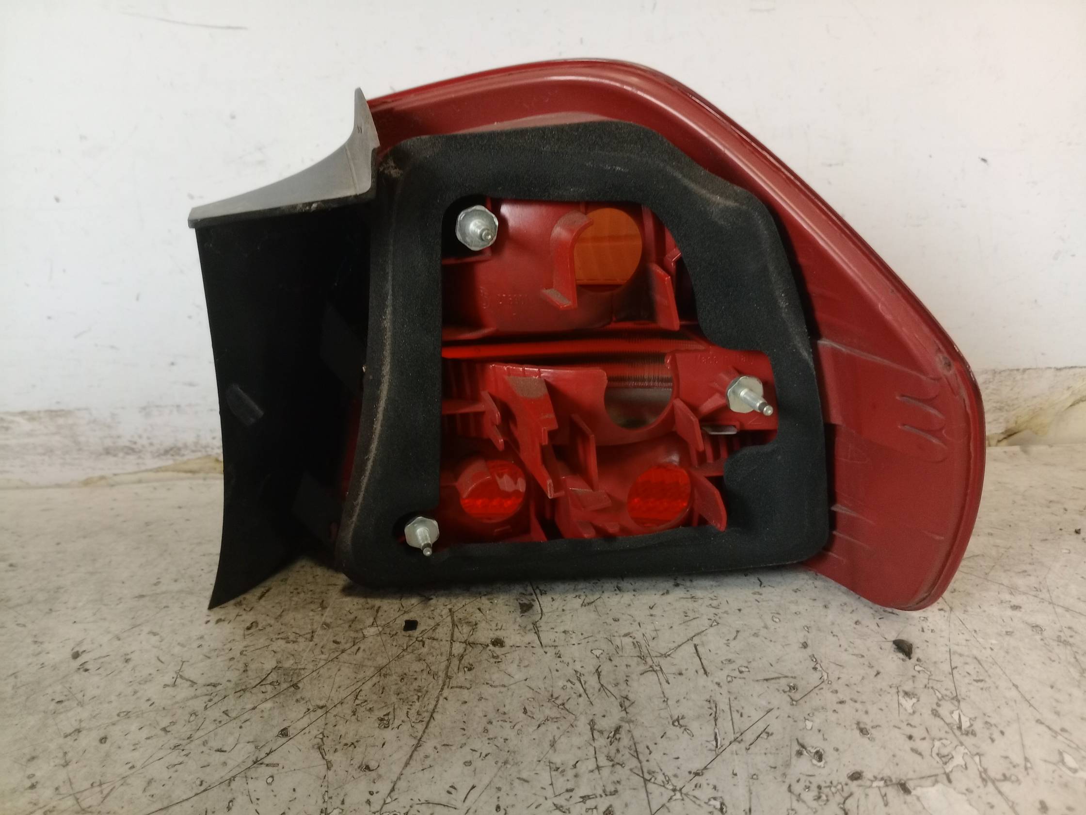 Fanale post. parte est. sx.