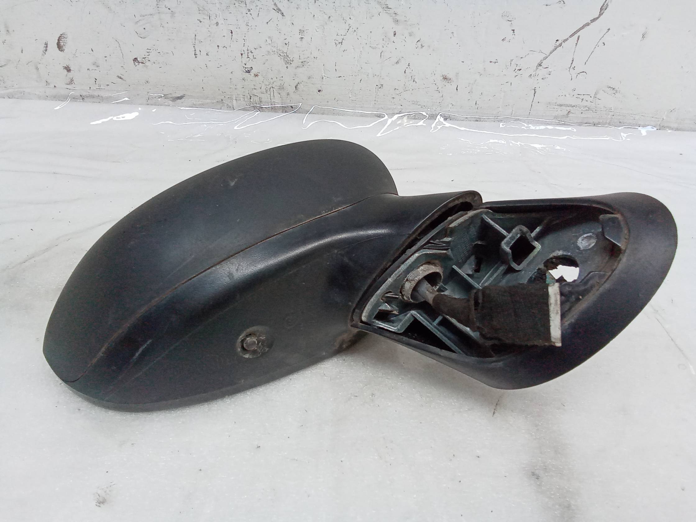 Retrovisore est. regolaz. elettr. dx.