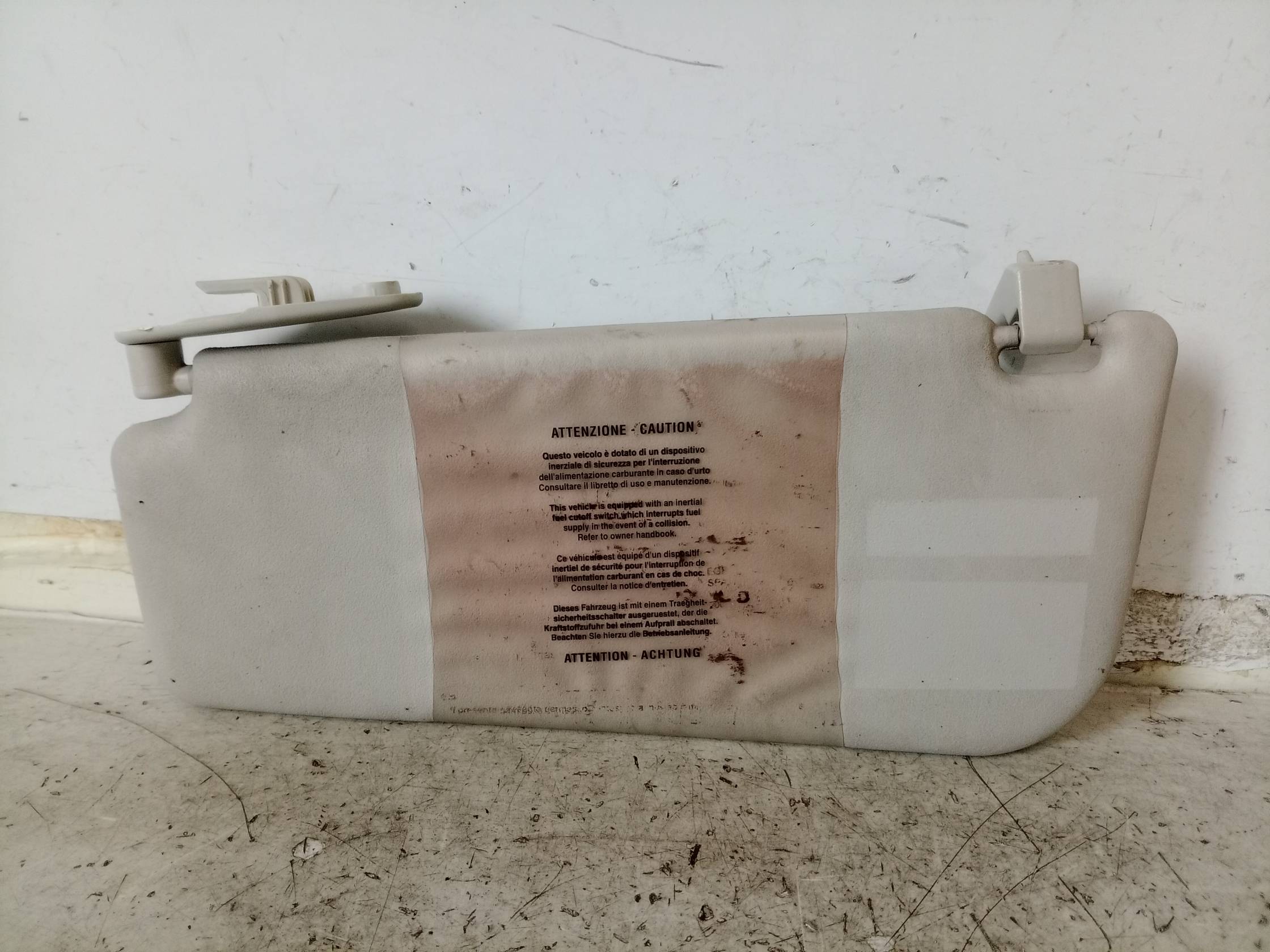 Aletta parasole parabrezza sx.