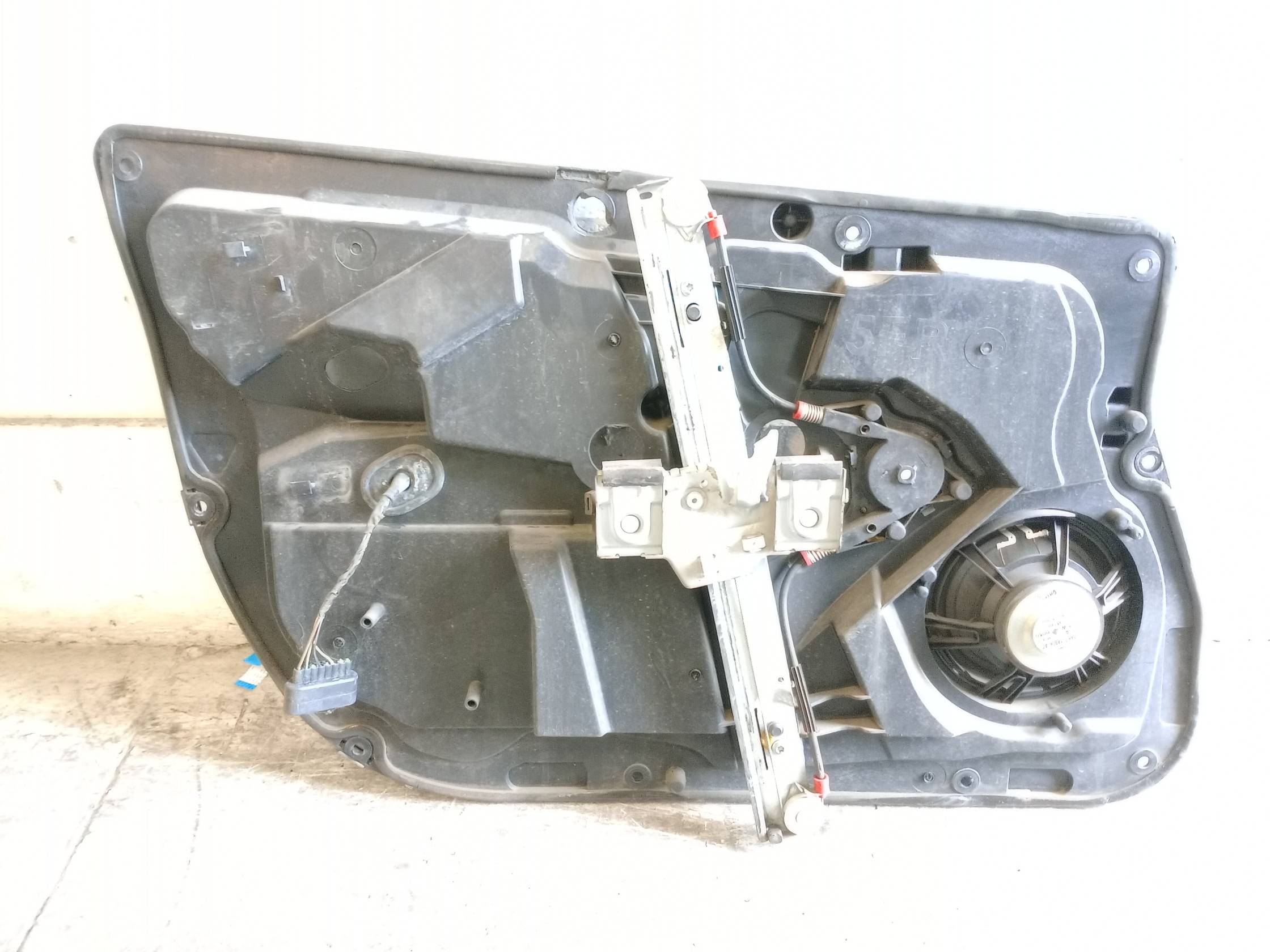 Alzacristallo elettr. porta ant. dx. Alzacristallo elettr. porta ant. dx.