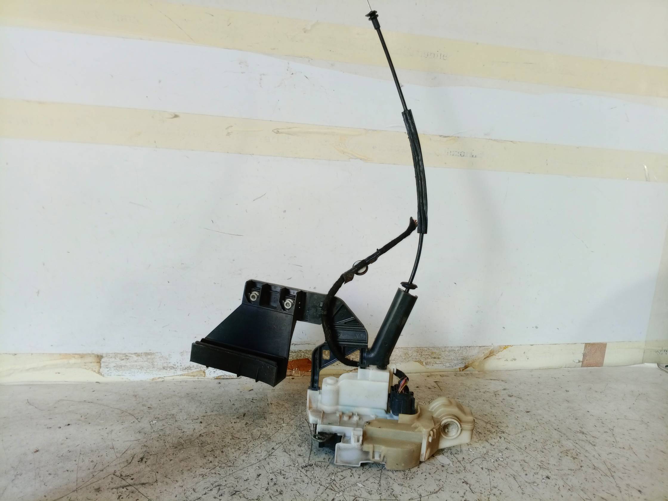 Serratura porta ant. sx.