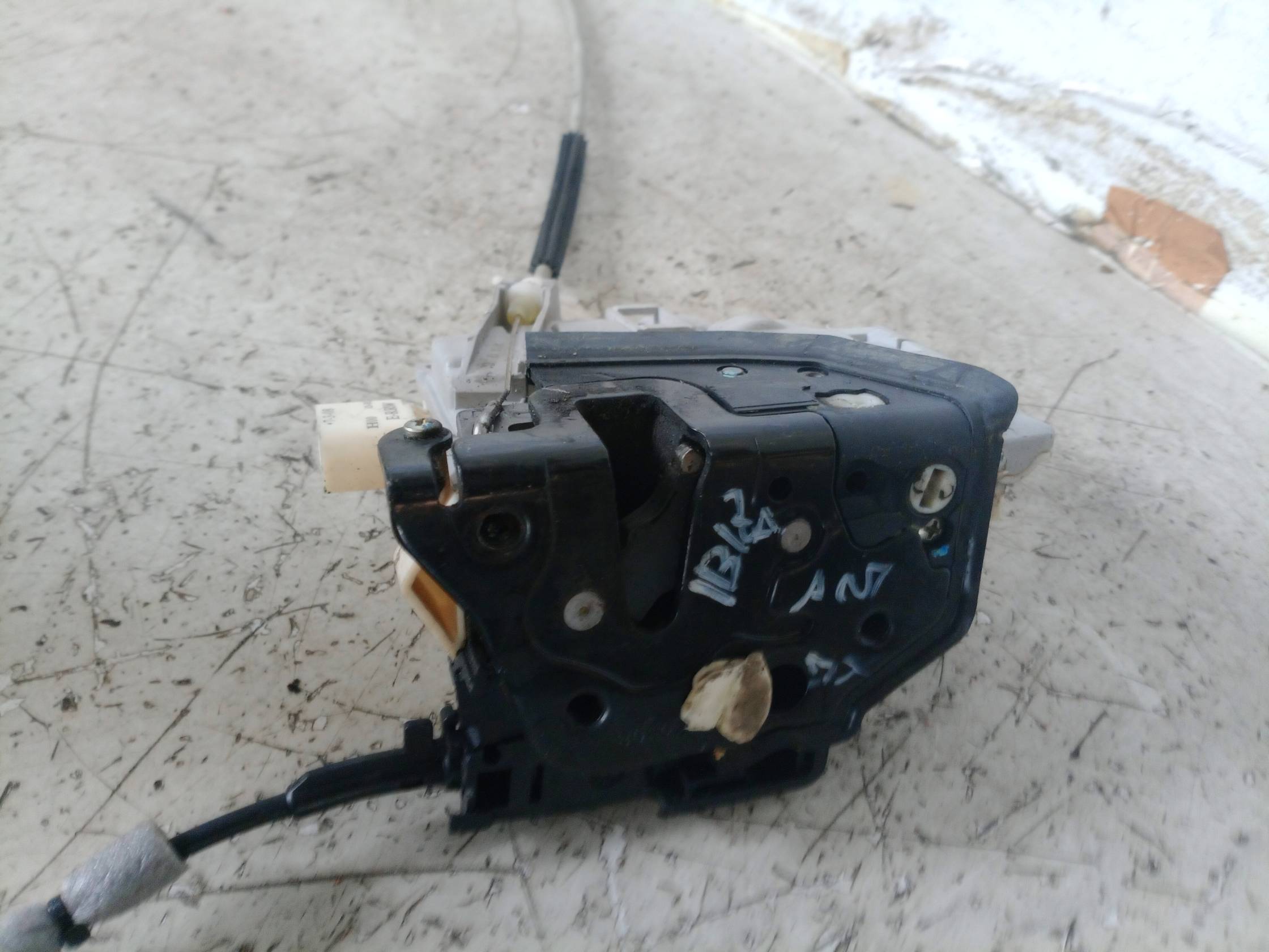 Serratura porta ant. dx.