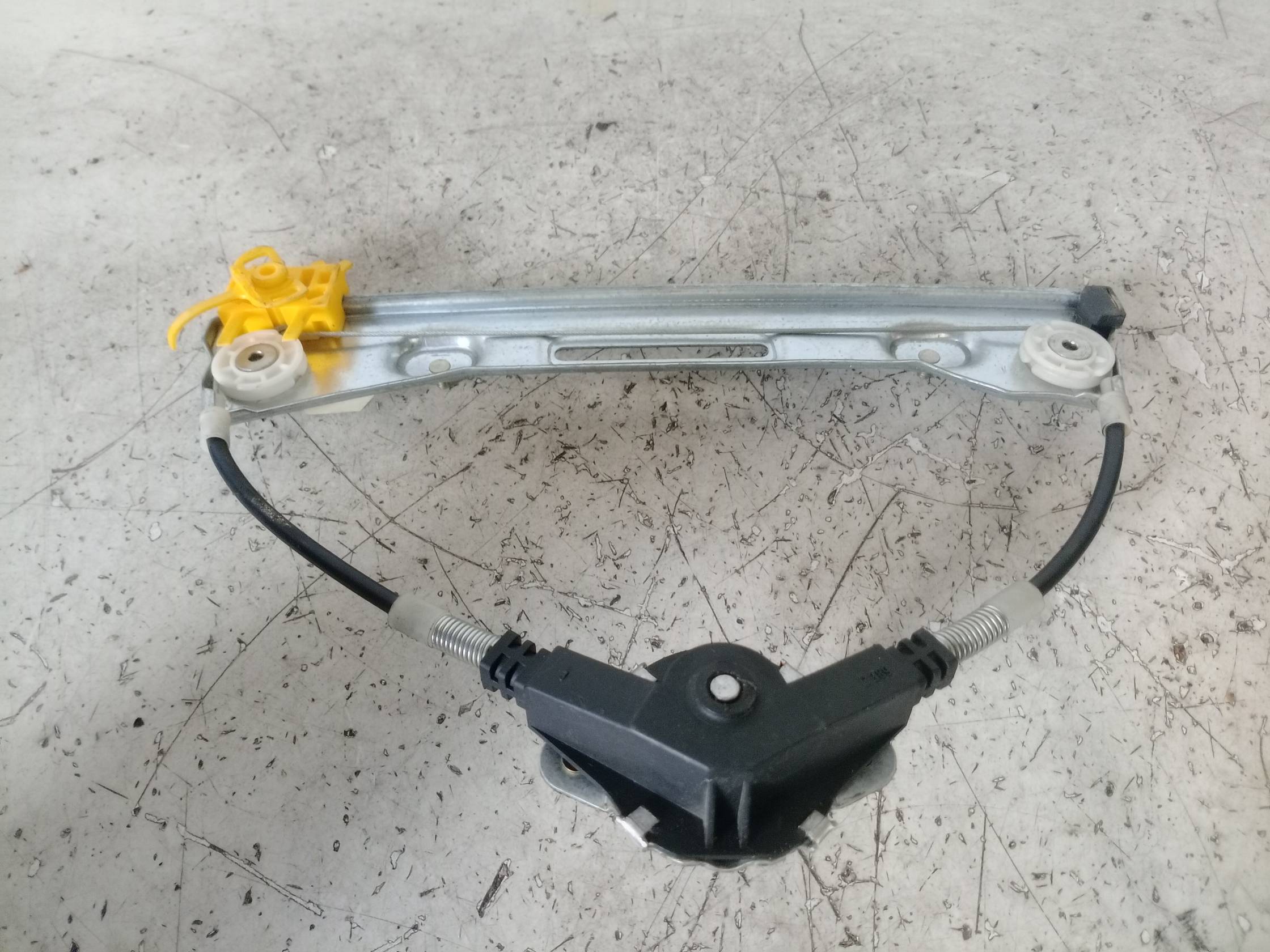 Alzacristallo porta post. sx.