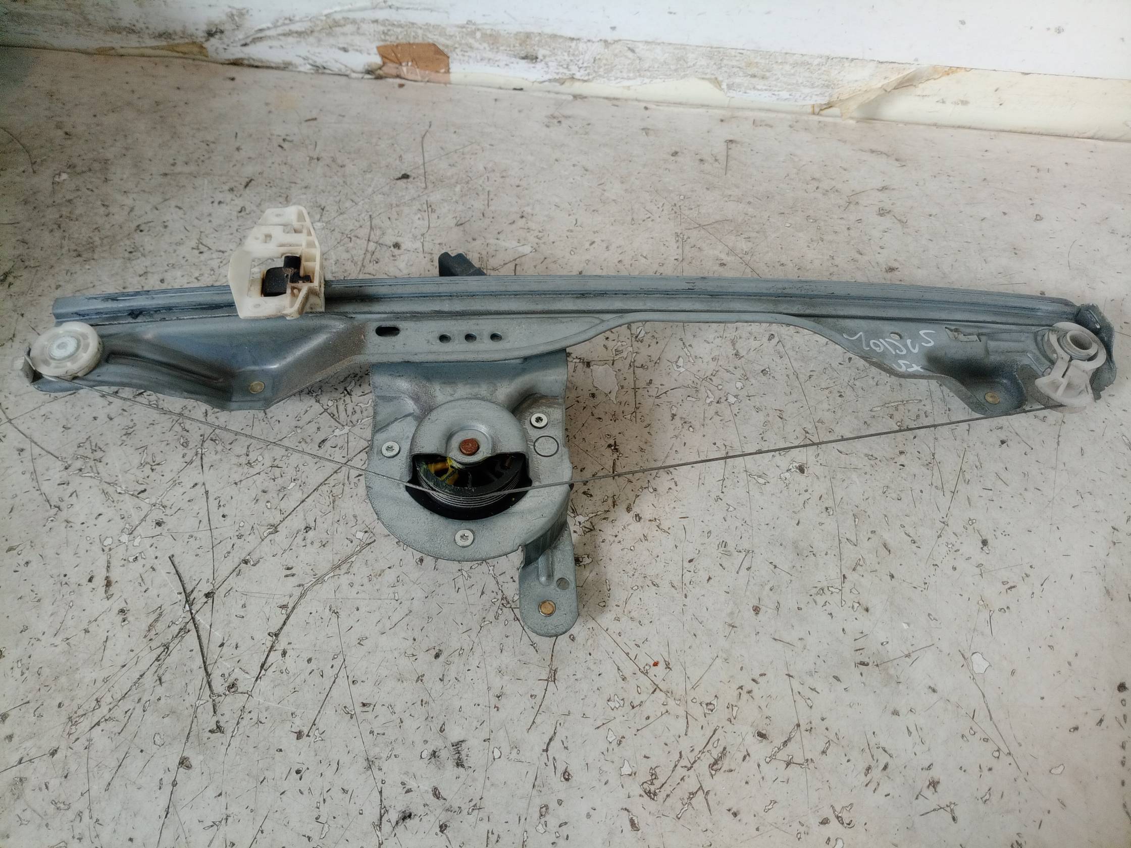 Alzacristallo elettr. porta ant. sx.