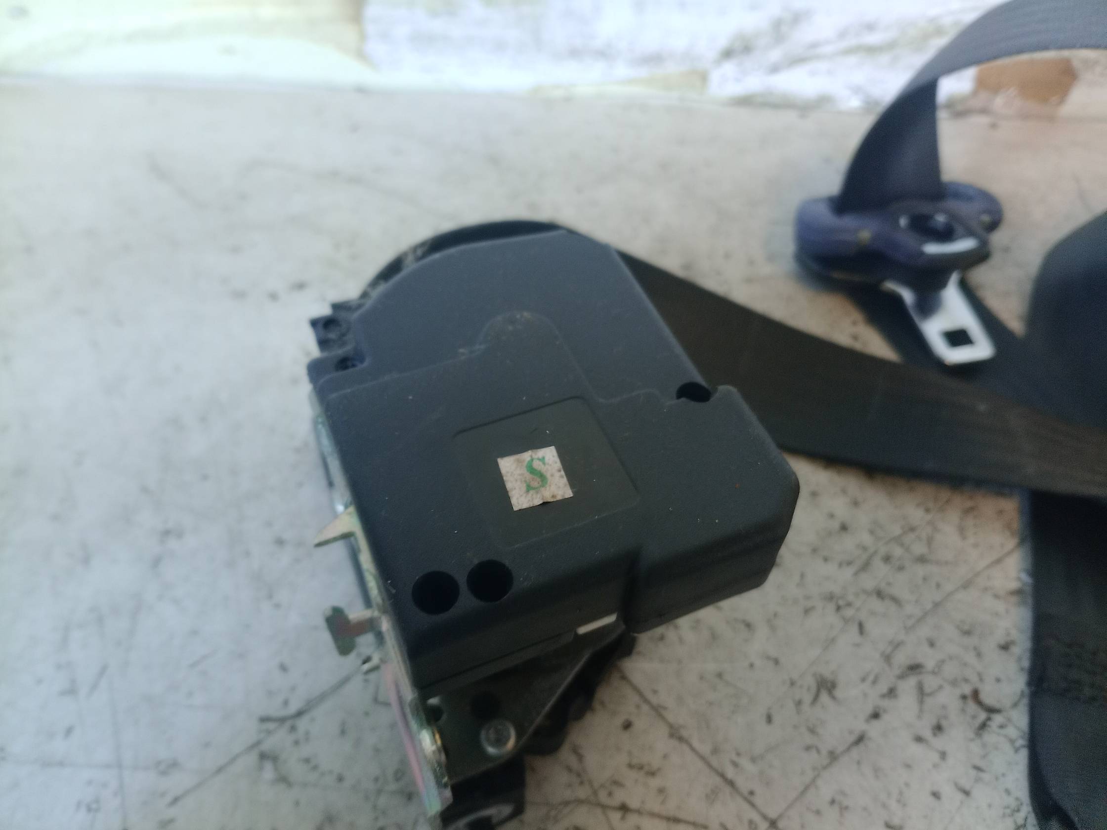 Cintura di sicurezza ant. sx. Cintura di sicurezza ant. sx.