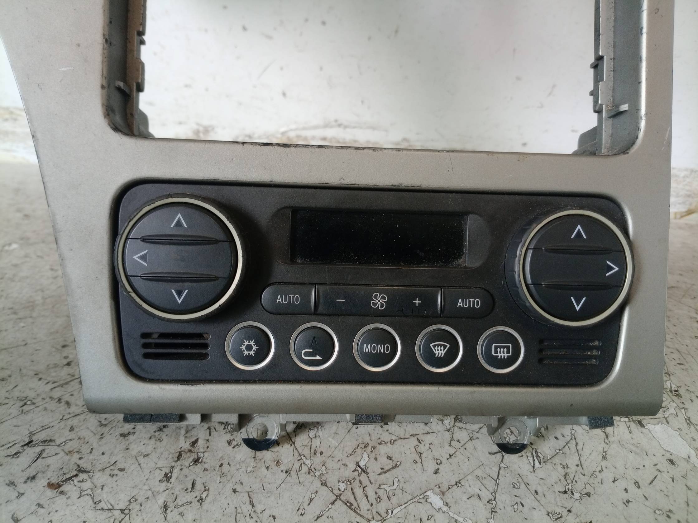 Blocco comando climatizzazione