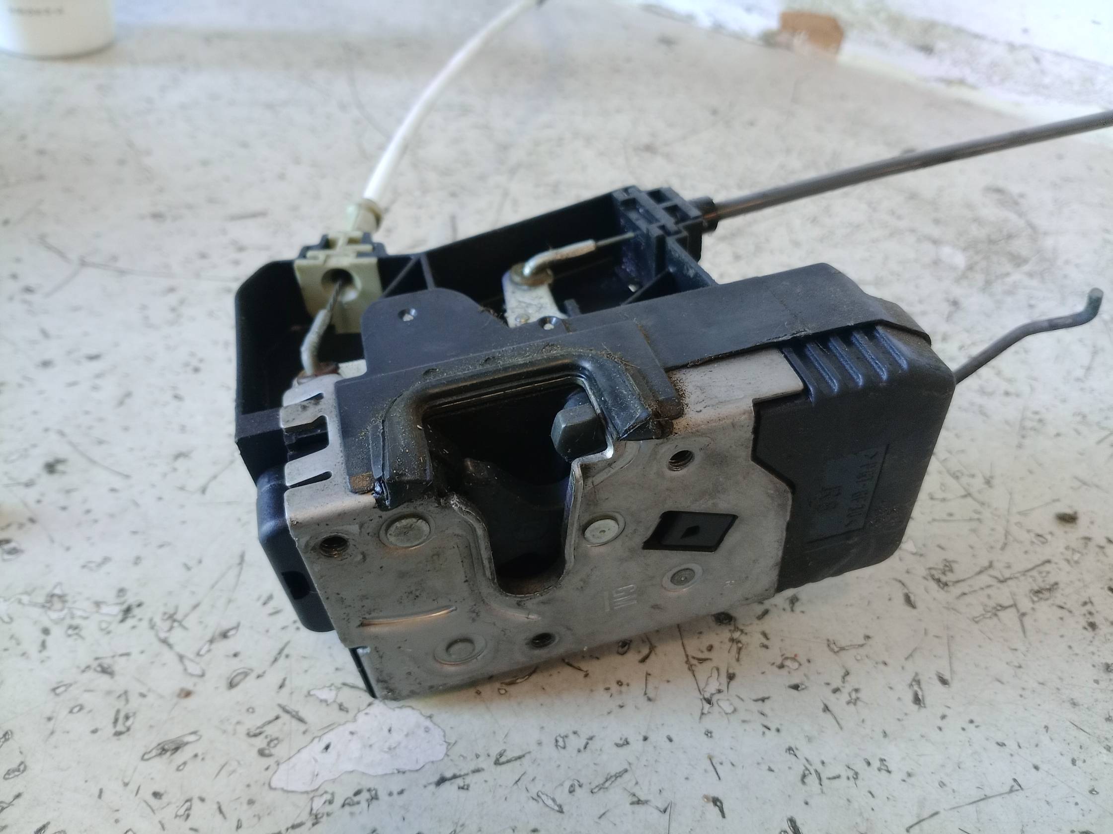 Serratura porta ant. dx.