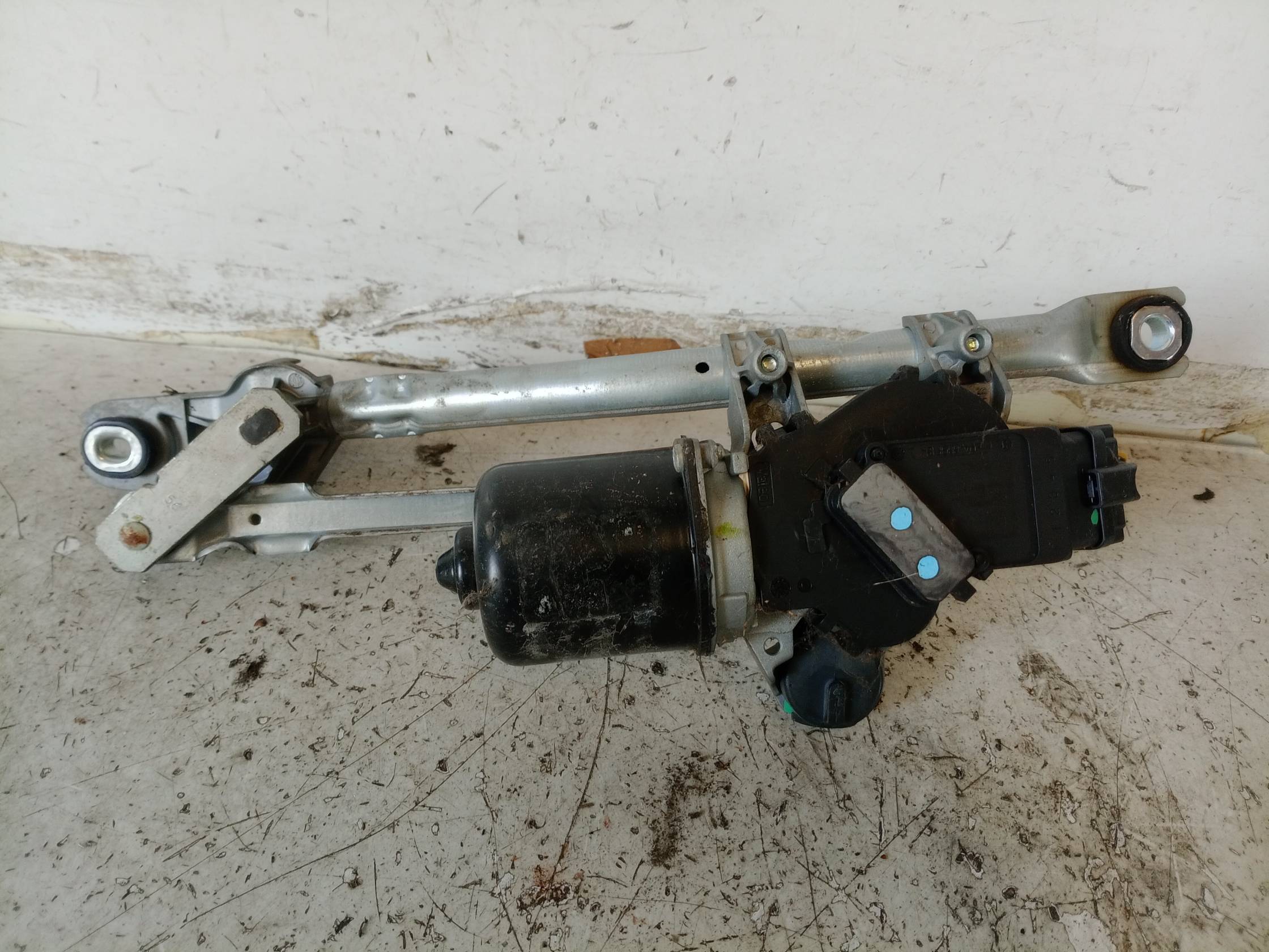 Meccanismo tergiparabrezza con motorino