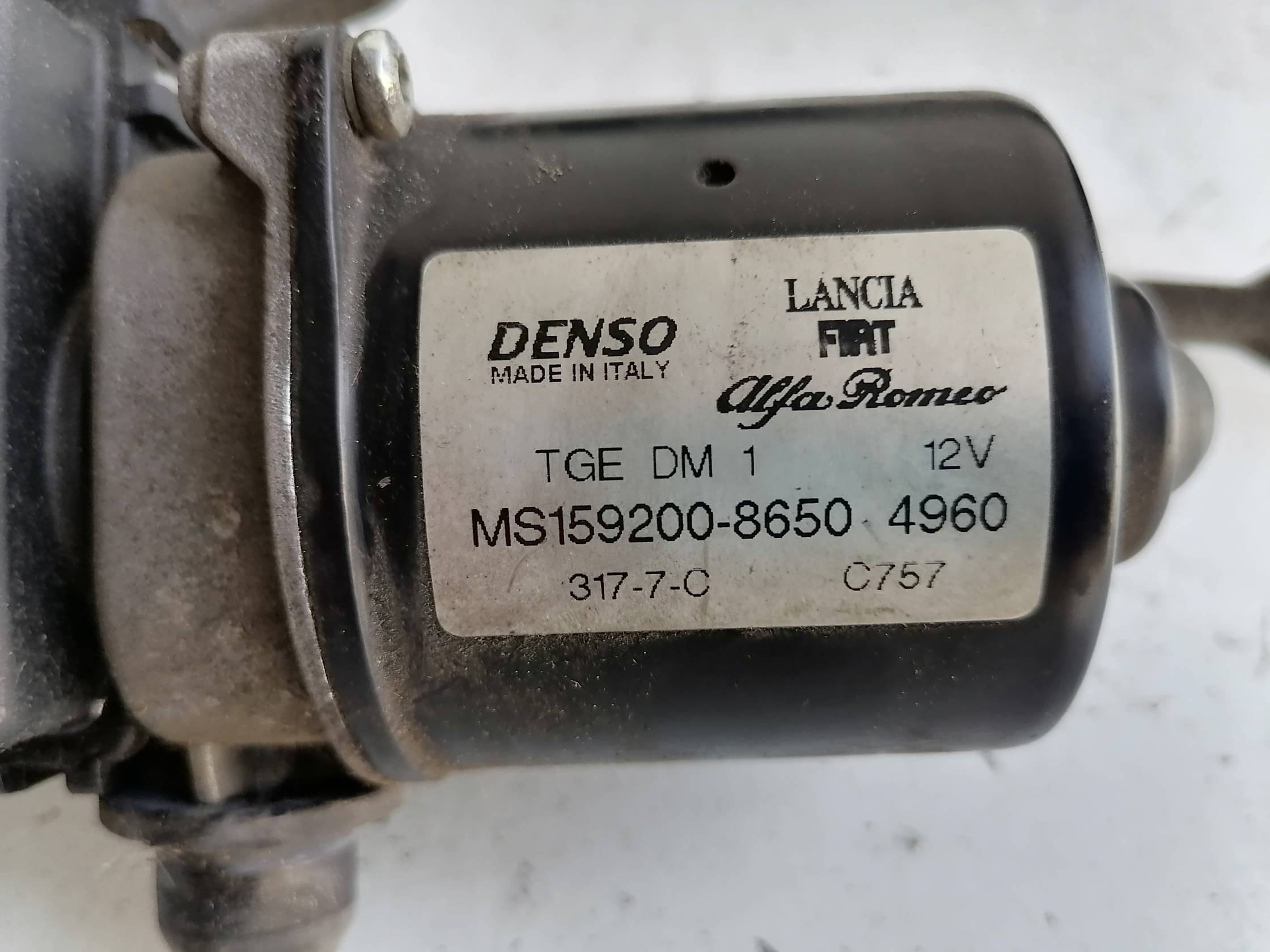 Meccanismo tergiparabrezza con motorino