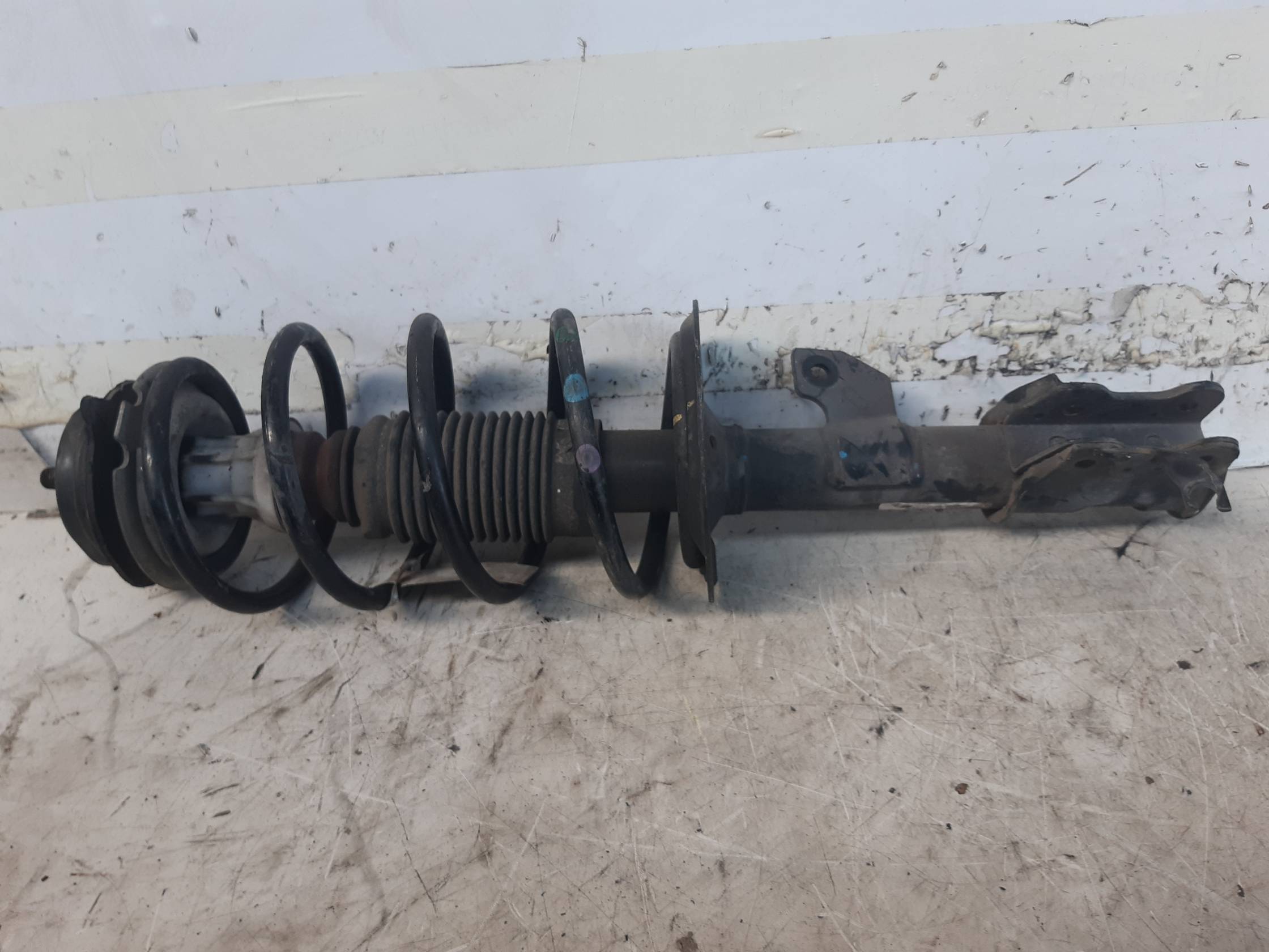 Ammortizzatore ant. dx.