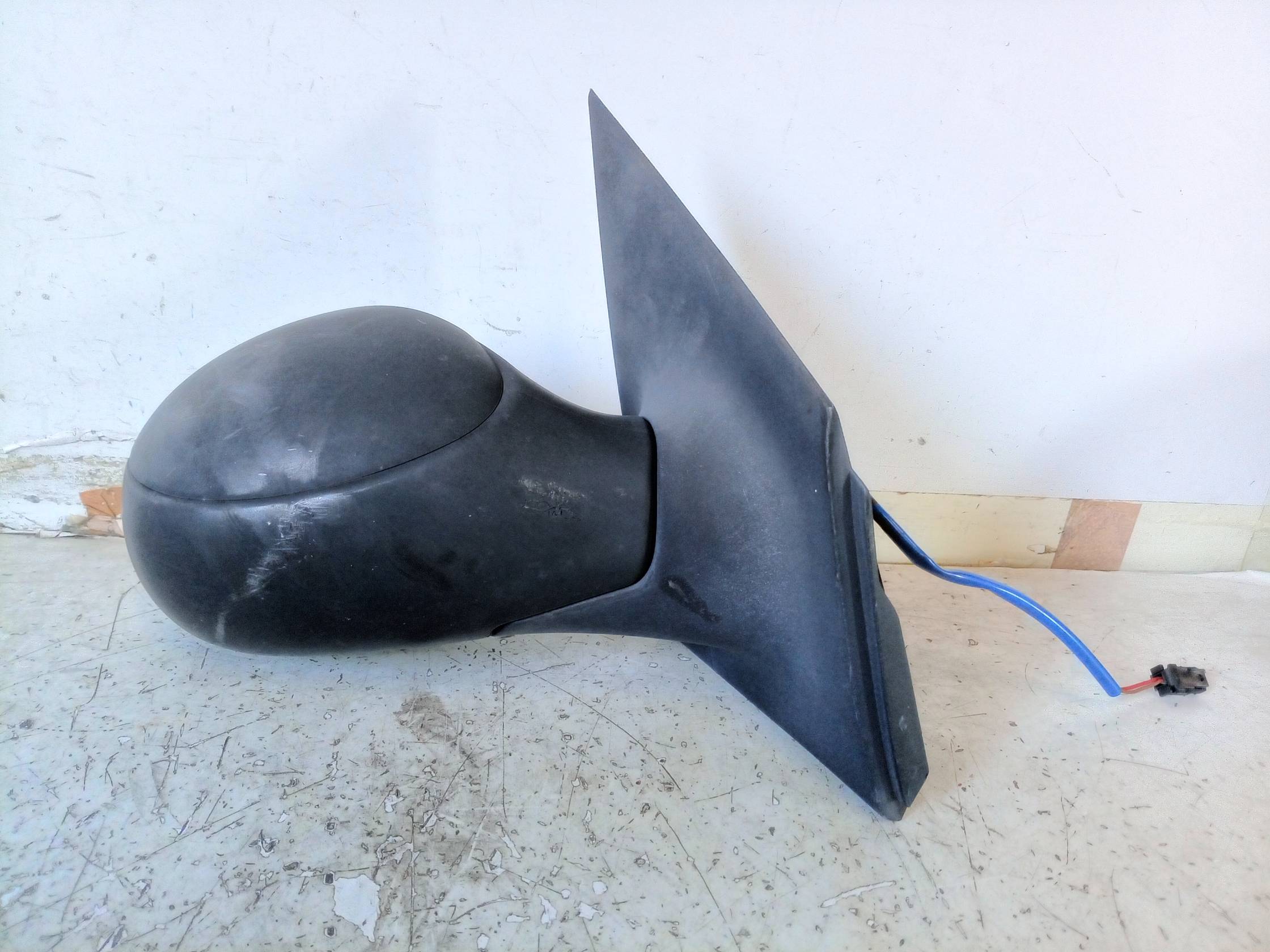 Retrovisore est. regolaz. elettr. dx.