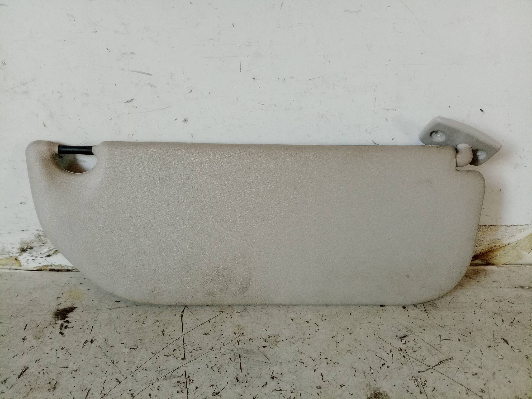 Aletta parasole parabrezza sx.